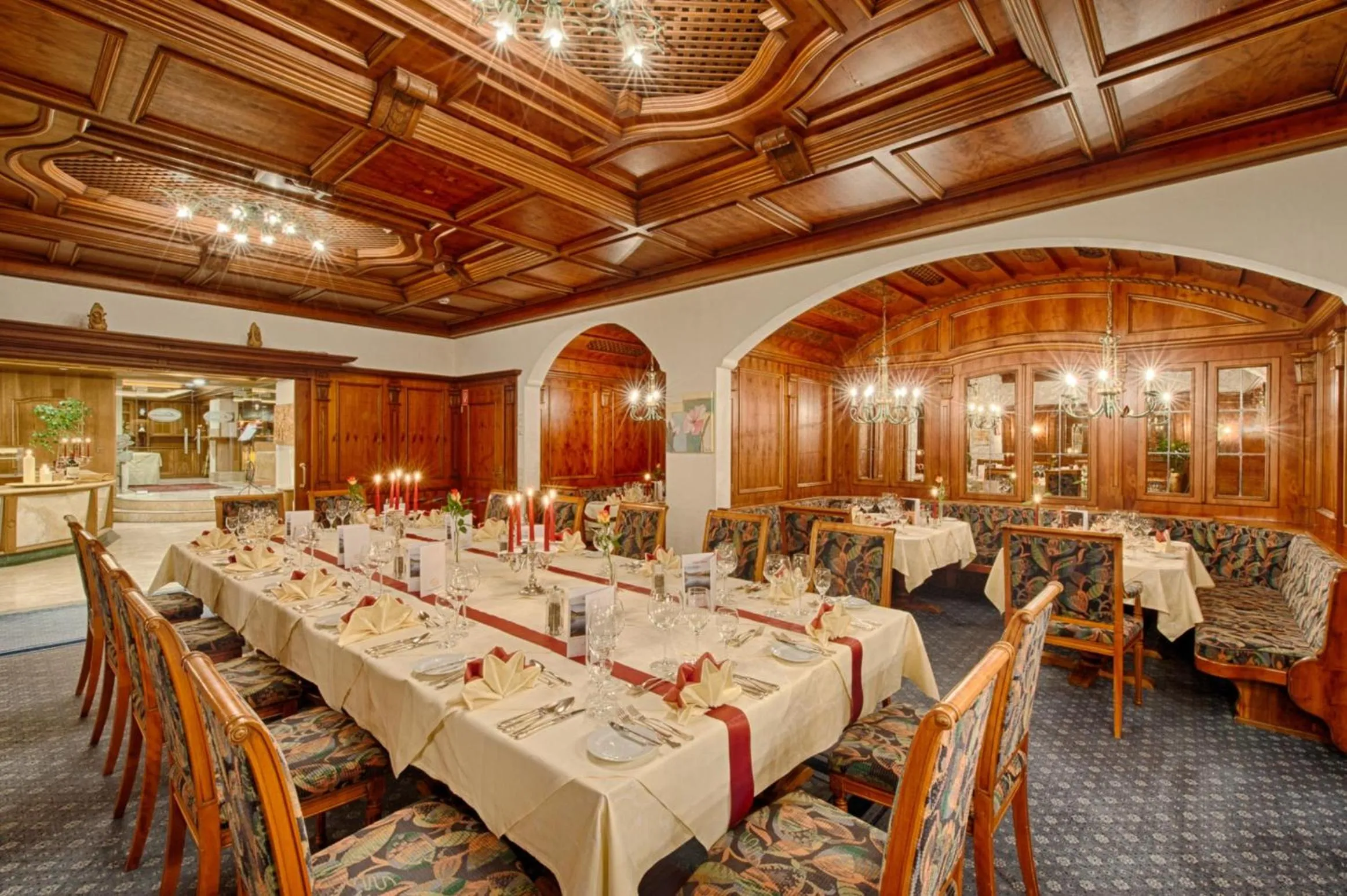 Restaurant/places to eat in Thermenwelt Hotel Pulverer