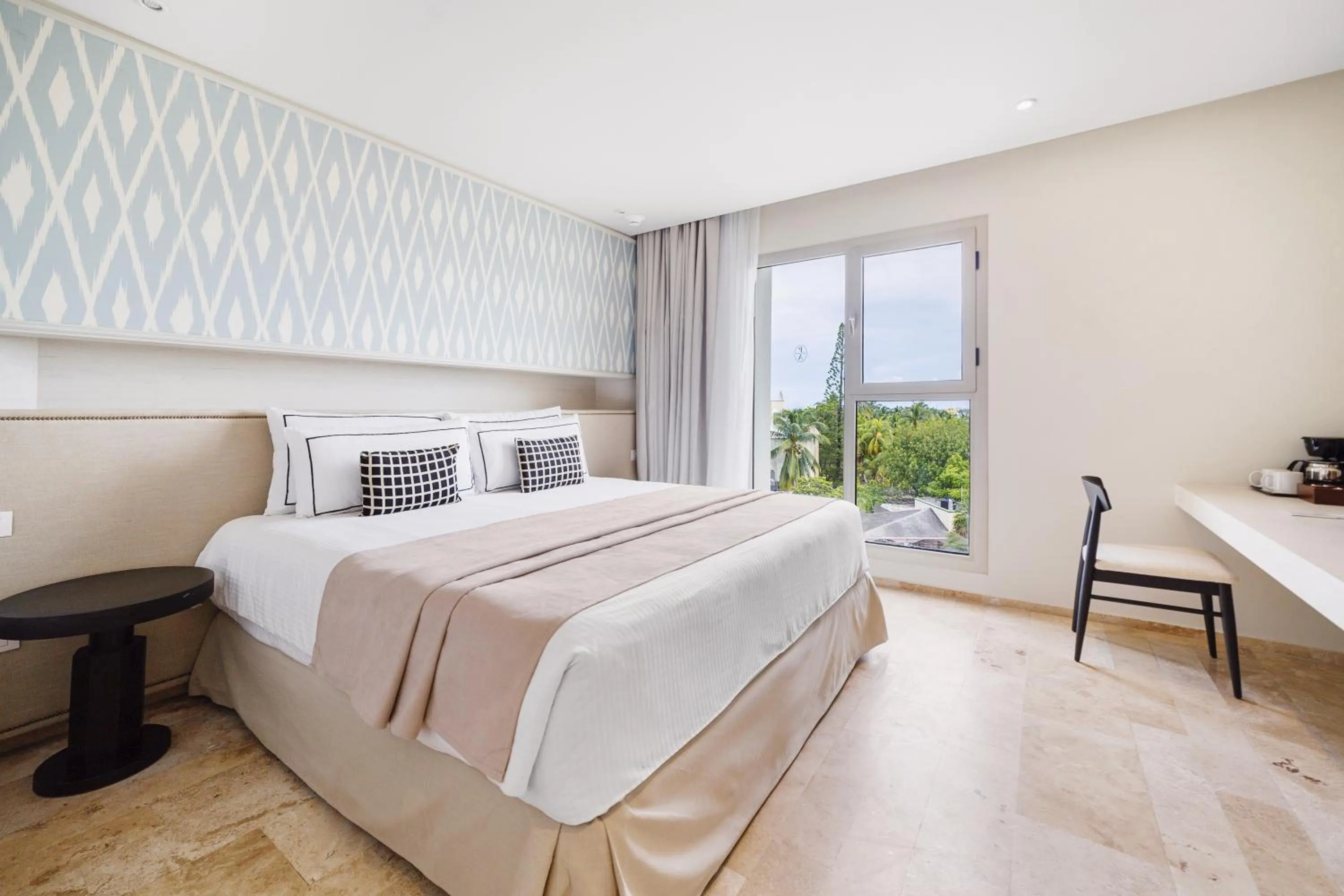 View (from property/room), Bed in Privilege Aluxes Adults Only