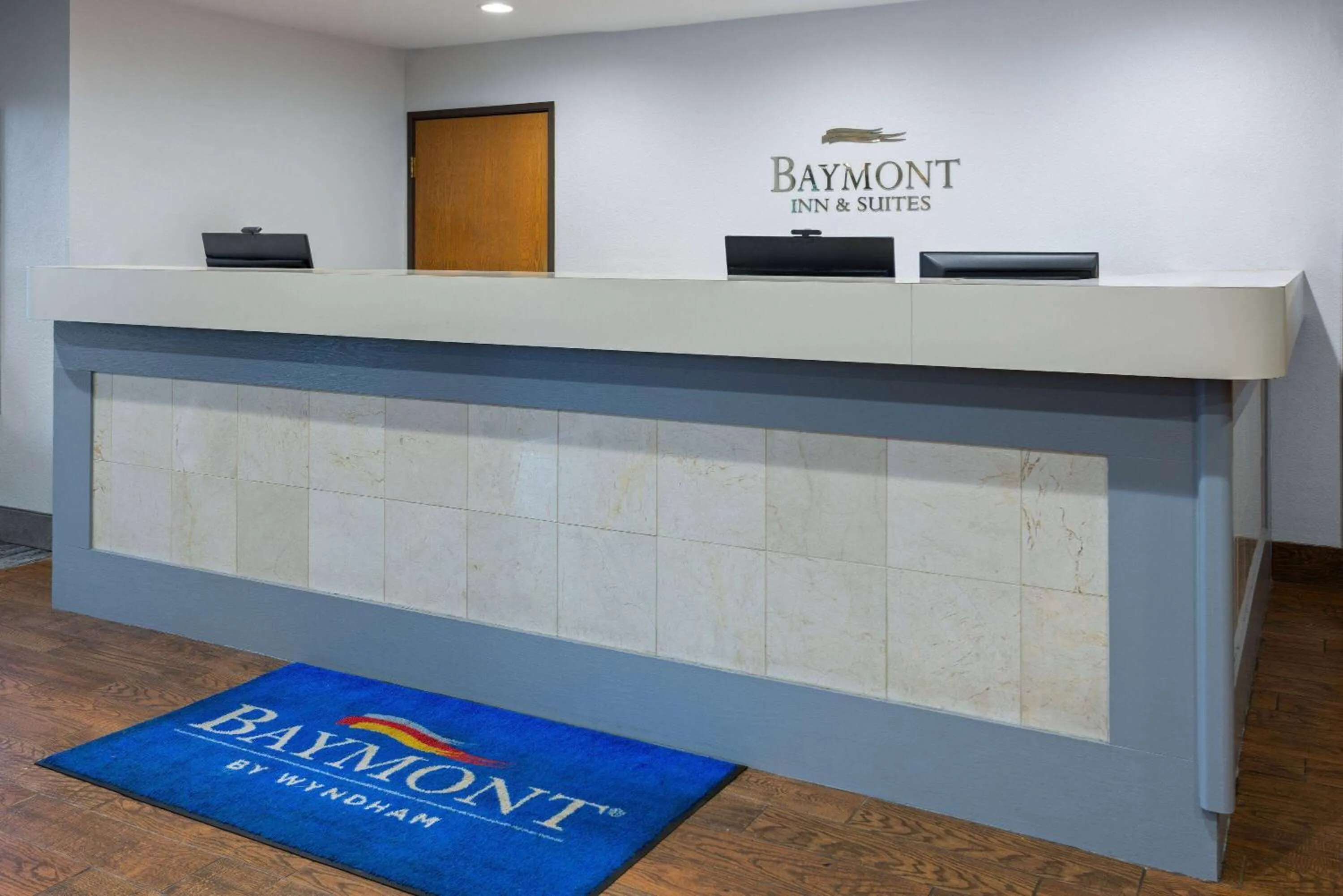 Lobby or reception in Baymont by Wyndham LaGrange