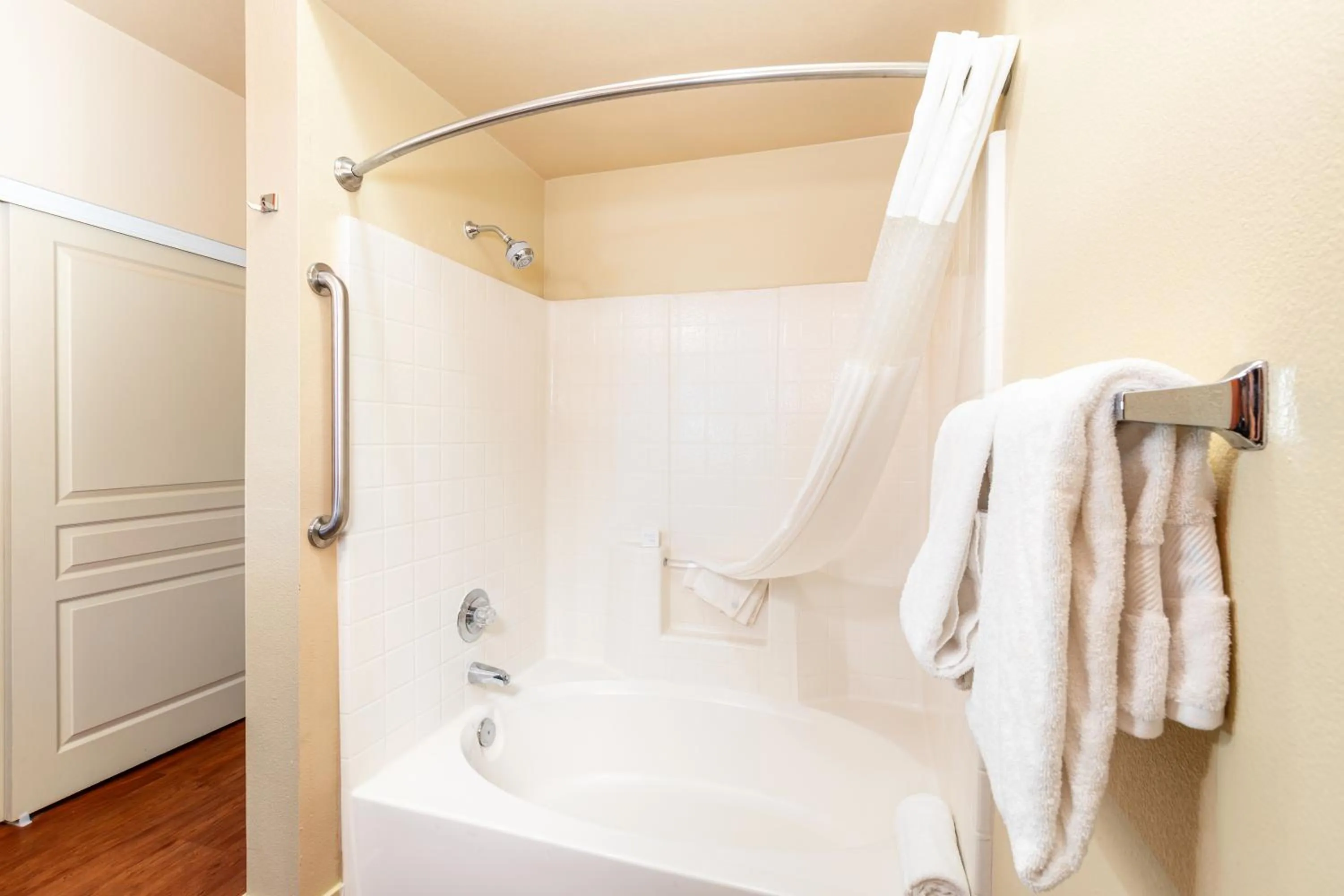 Bathroom in The Cliffs at Peace Canyon