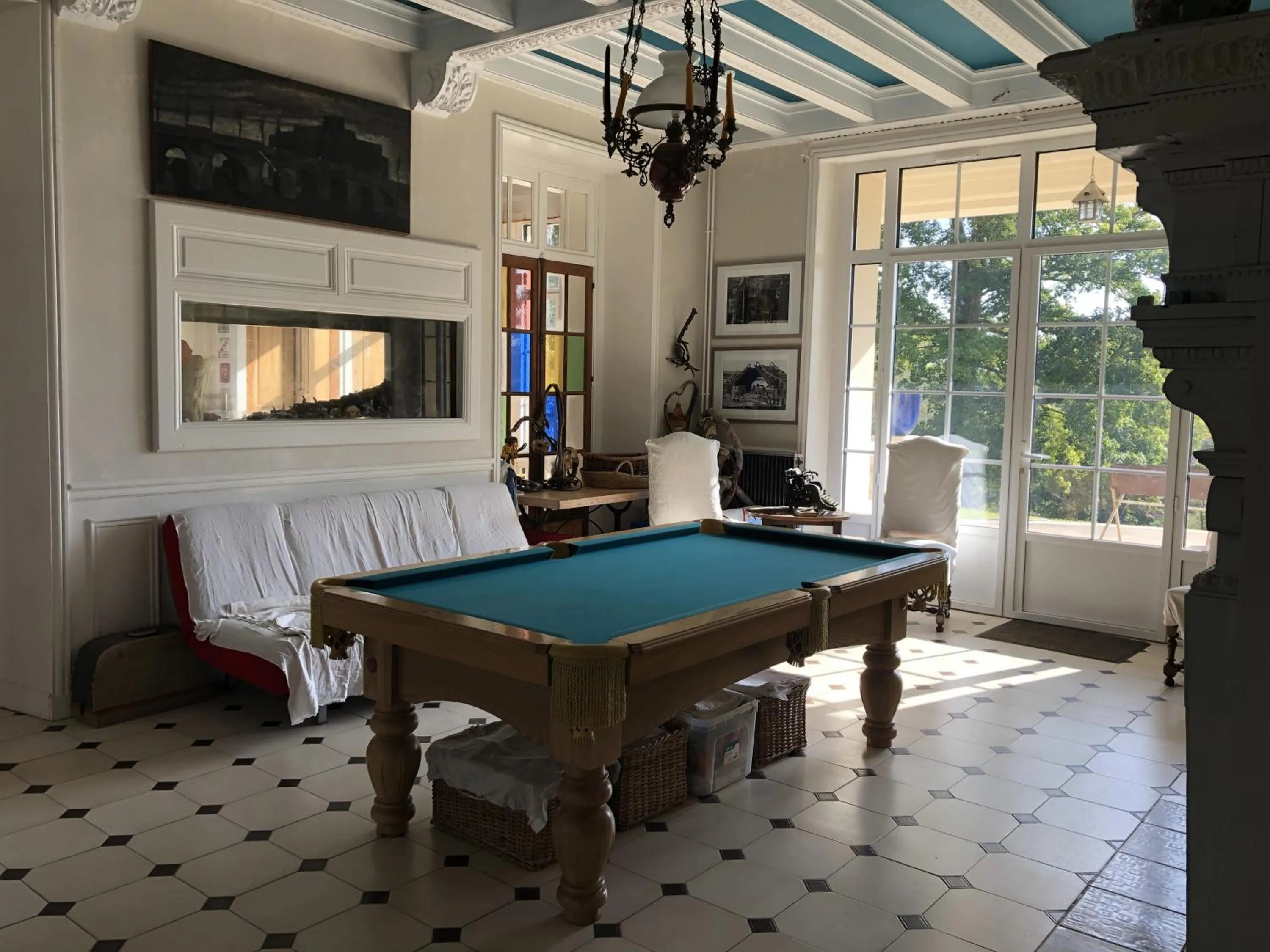 Billiard in Grand-Varennes