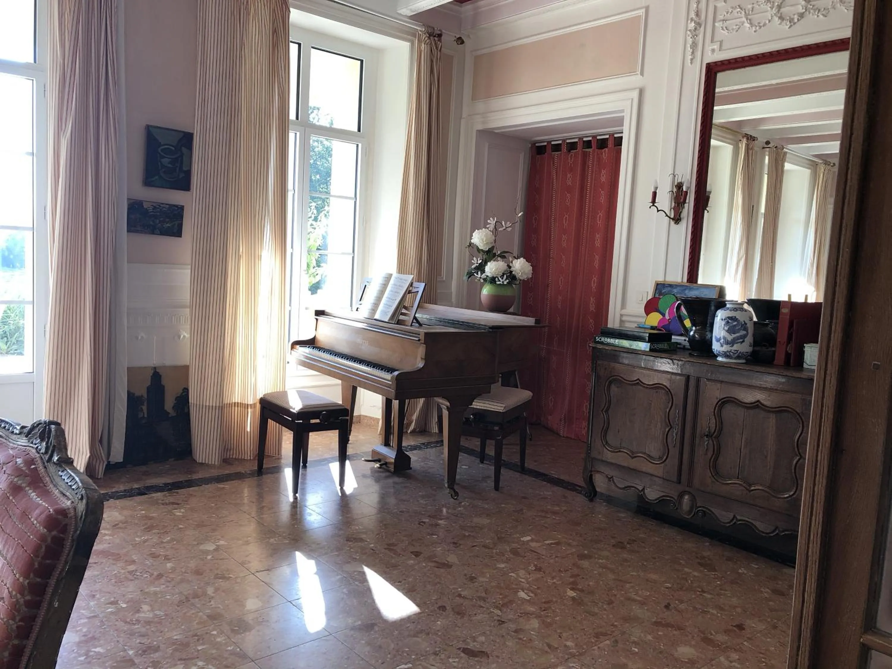 Living room in Grand-Varennes