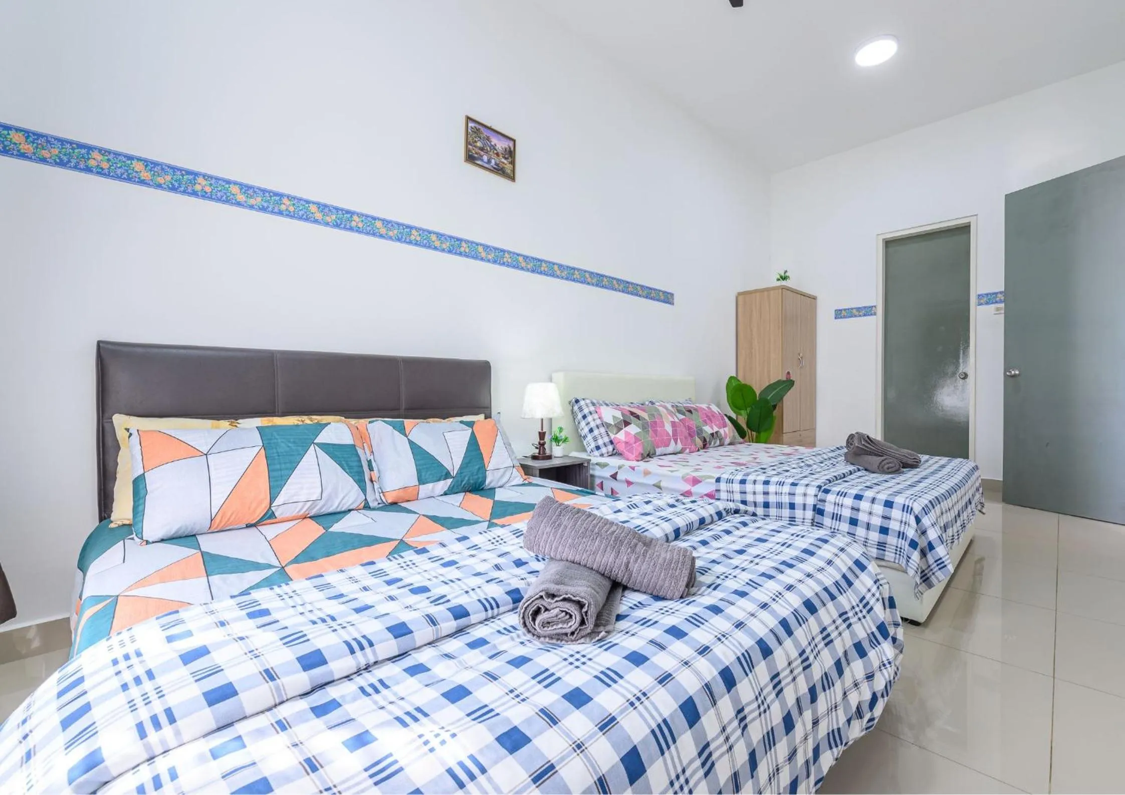 Bed in Cozy Park View Stay Above DPulze Mall #DP1