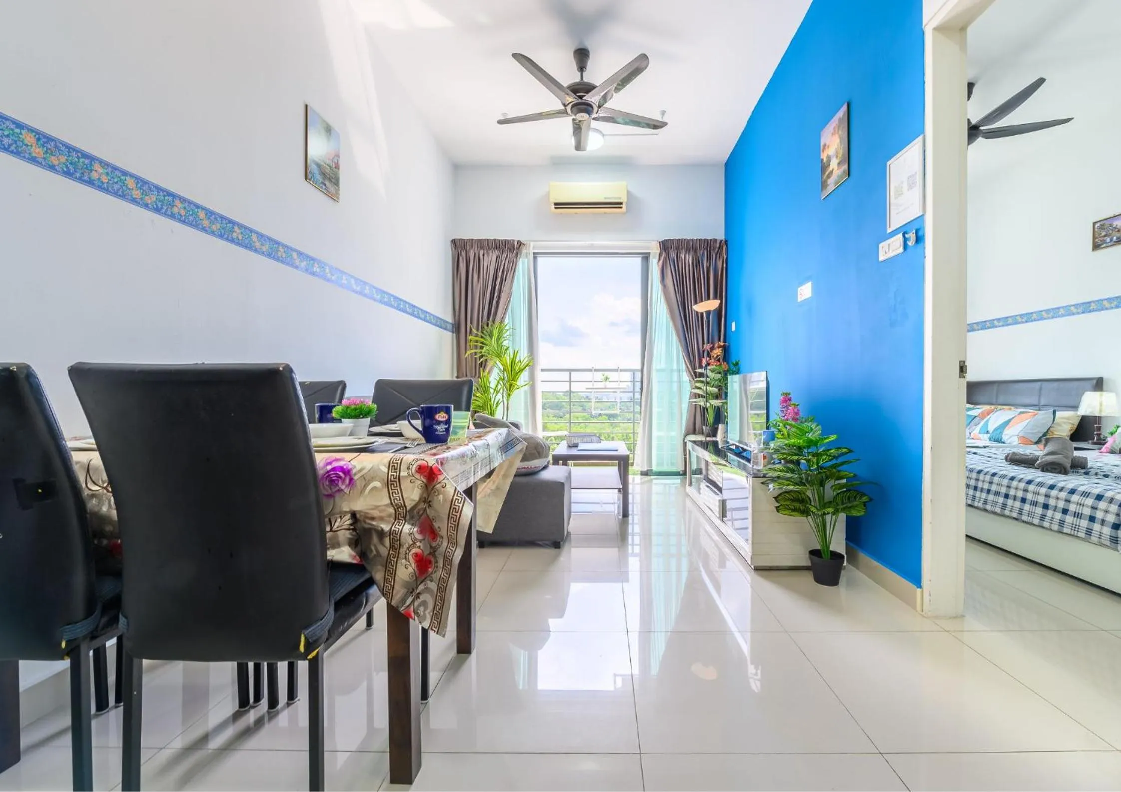 Bed in Cozy Park View Stay Above DPulze Mall #DP1