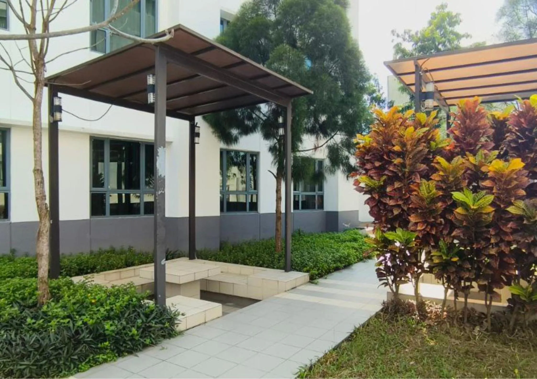 Property building in Cozy Park View Stay Above DPulze Mall #DP1