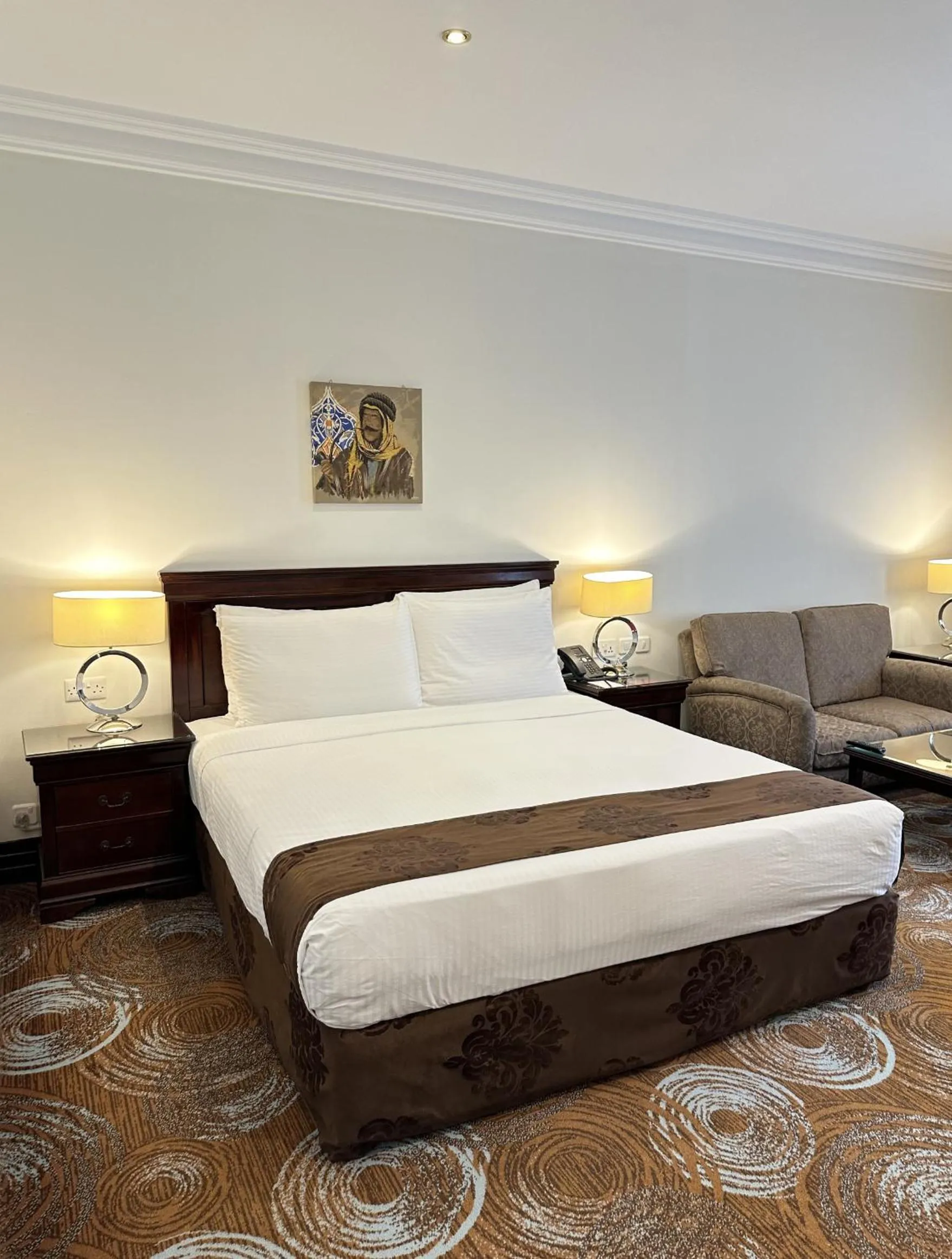 Bed in Montrose - A Mayfair Collection Hotel