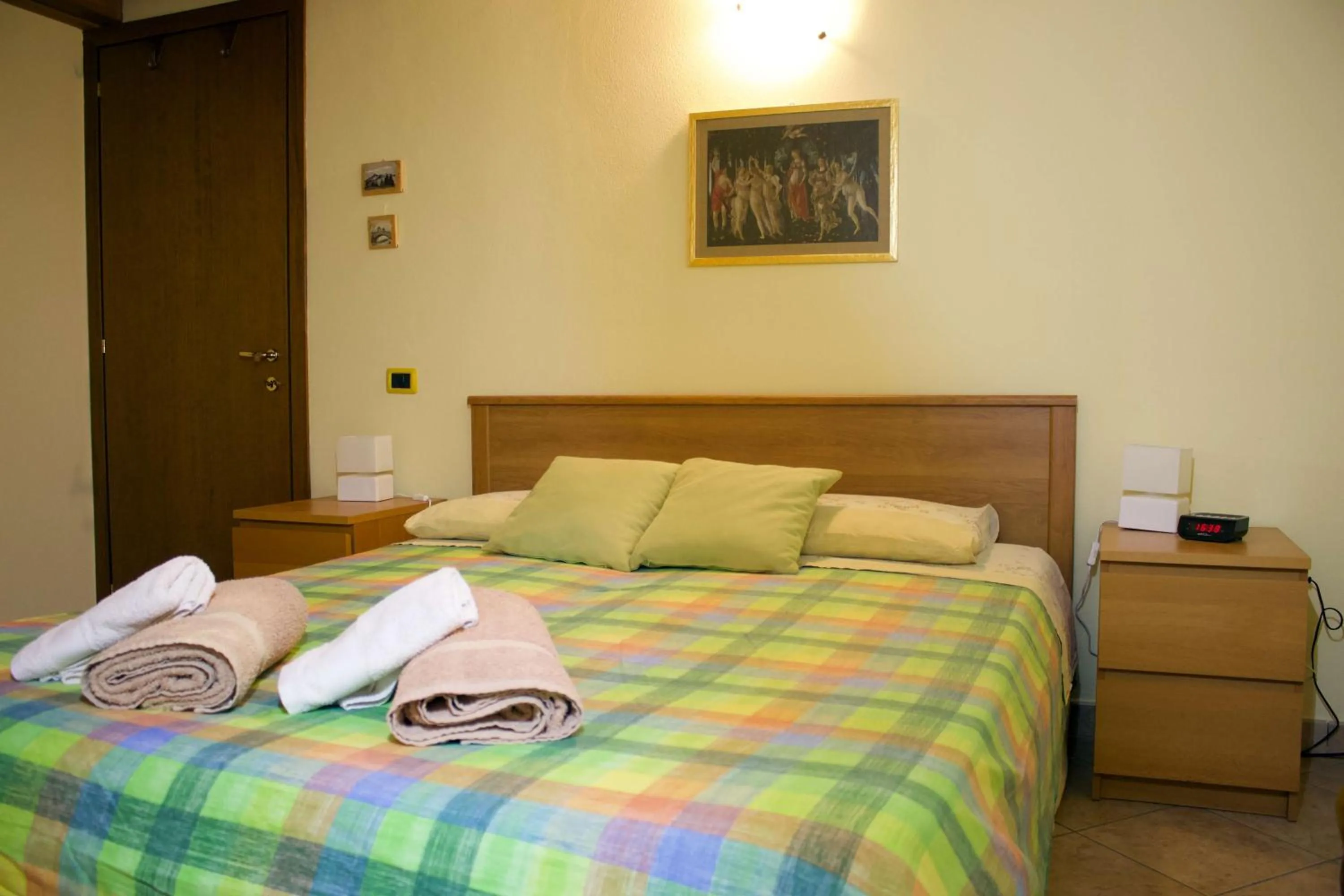 Bedroom, Bed in La Casa Sul Sasso In town serviced accommodations