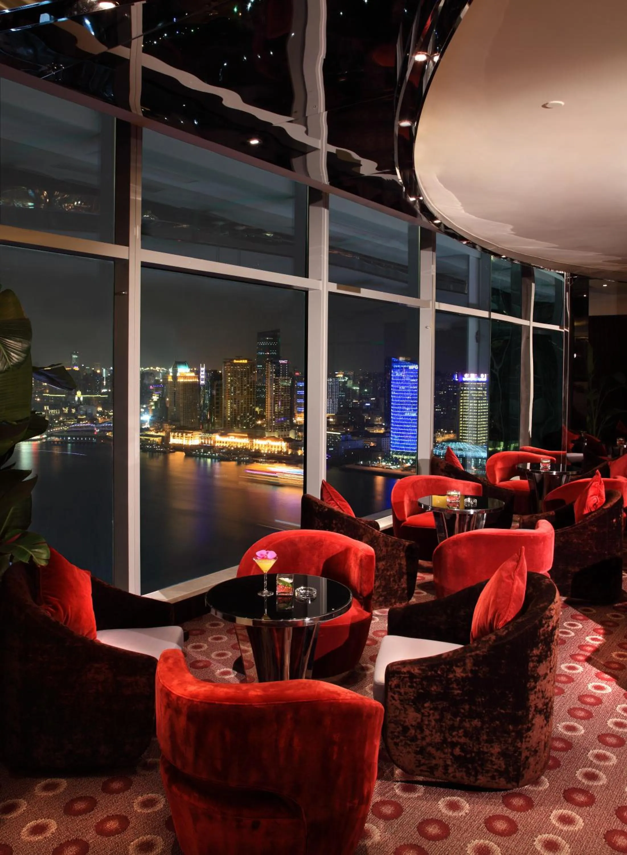 Lounge or bar in Grand Kempinski Hotel Shanghai