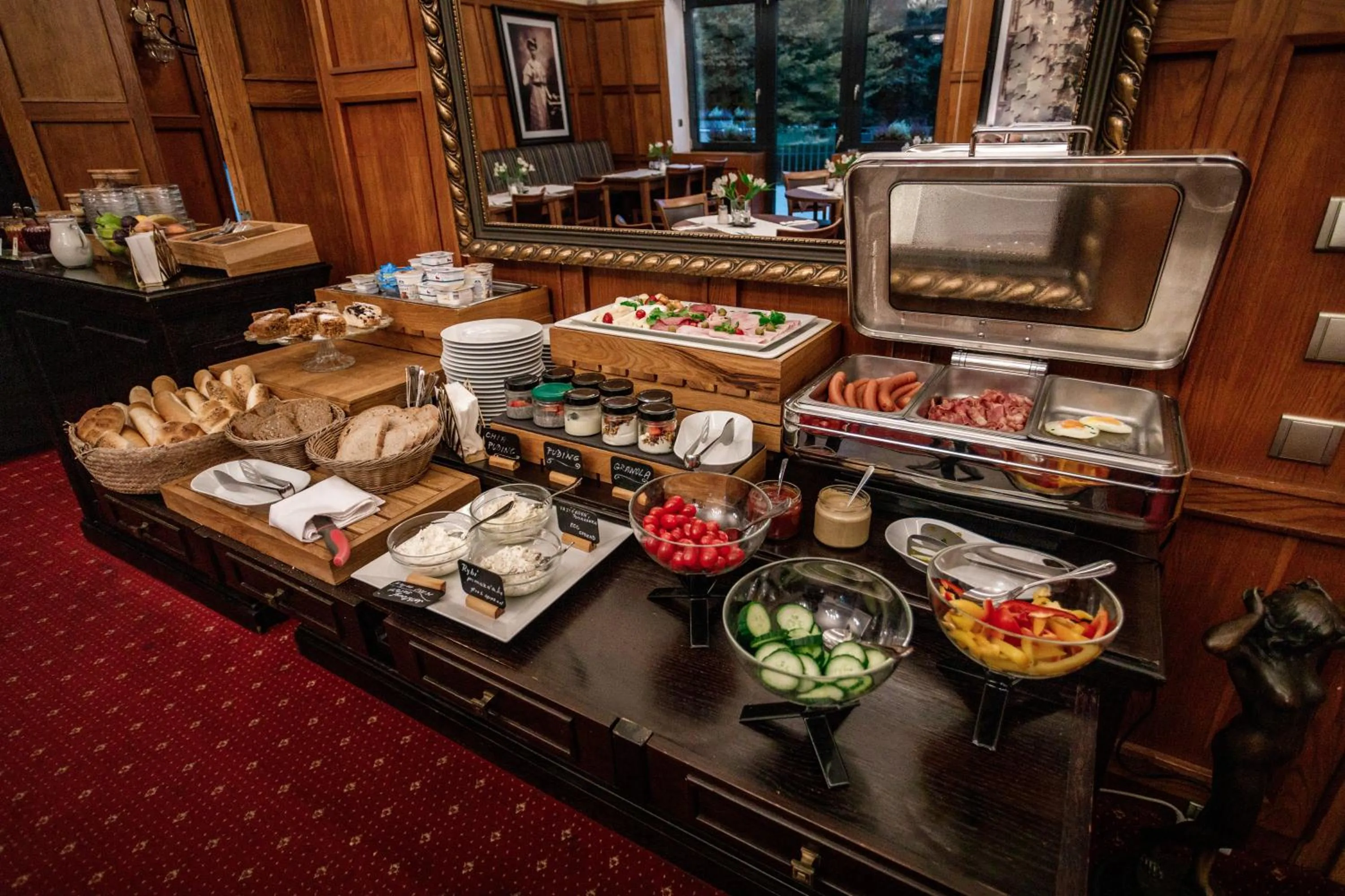 Breakfast in Hotel Golfi