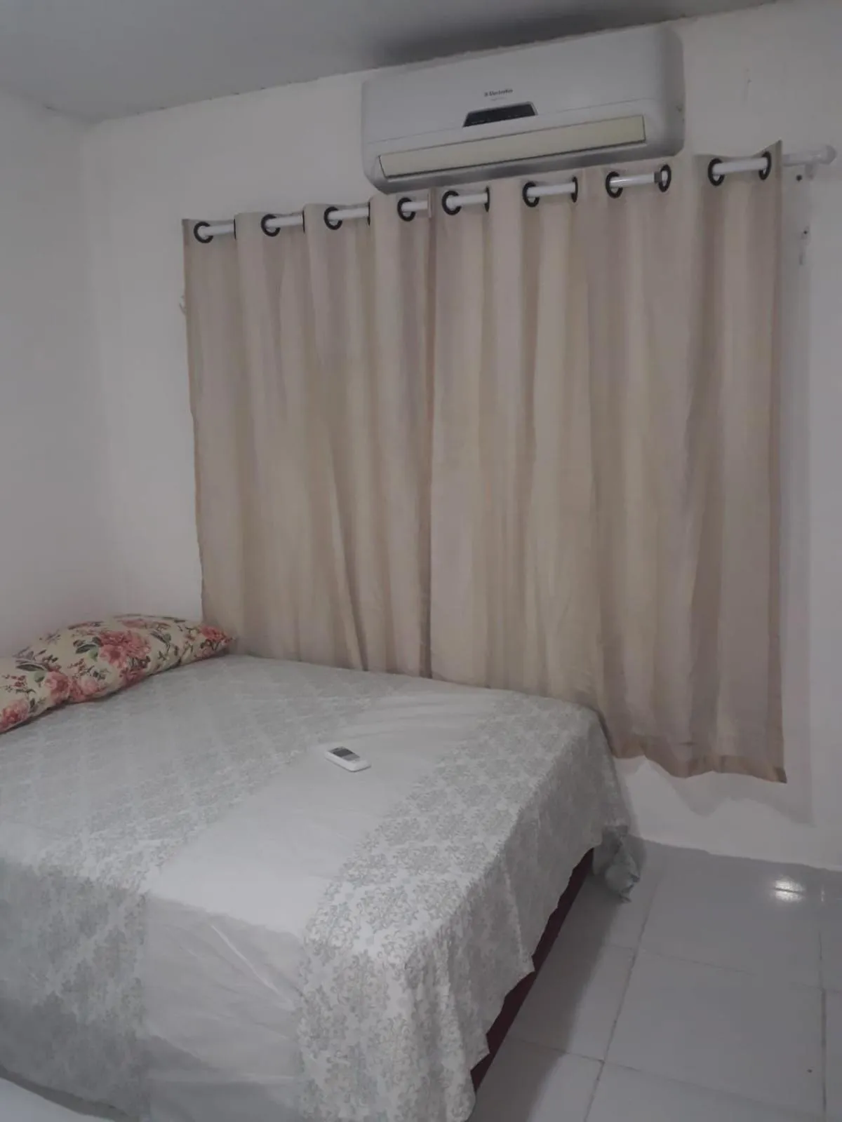 Bed in HOTEL LATINOS 2