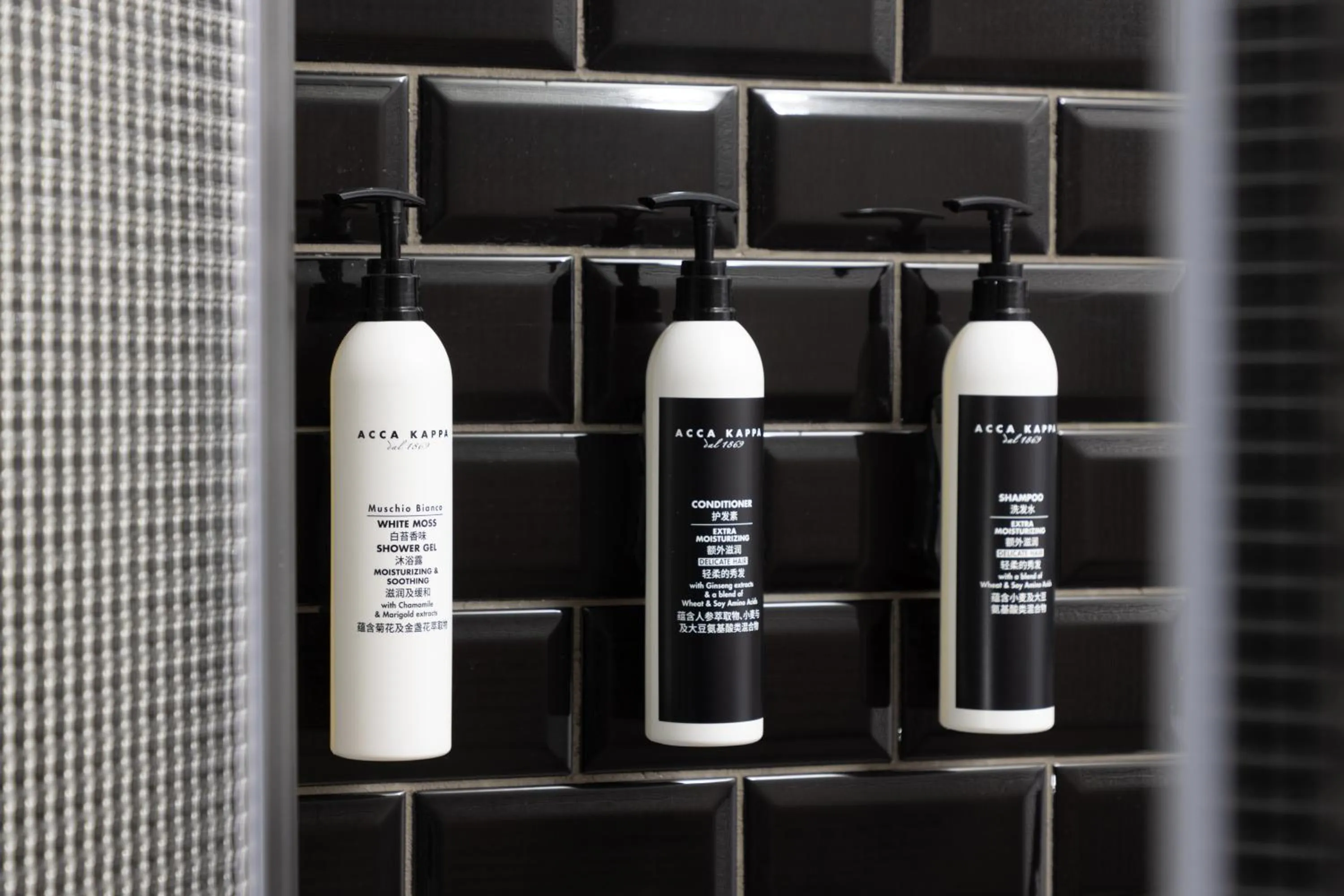 Radisson RED Hotel Zhuhai Gongbei Port