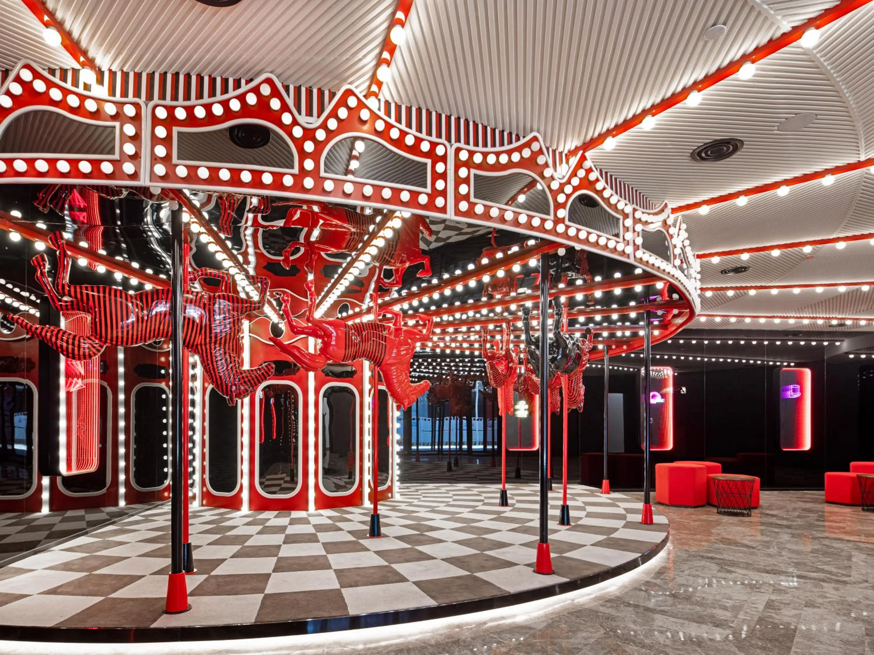 Lobby or reception in Radisson RED Hotel Zhuhai Gongbei Port