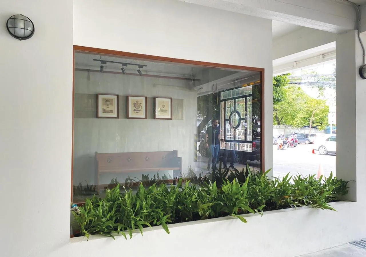 Property building in Niagara Hotel