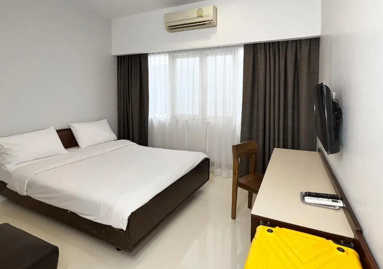 Standard Double Room in Niagara Hotel Standard Double Room in Niagara Hotel