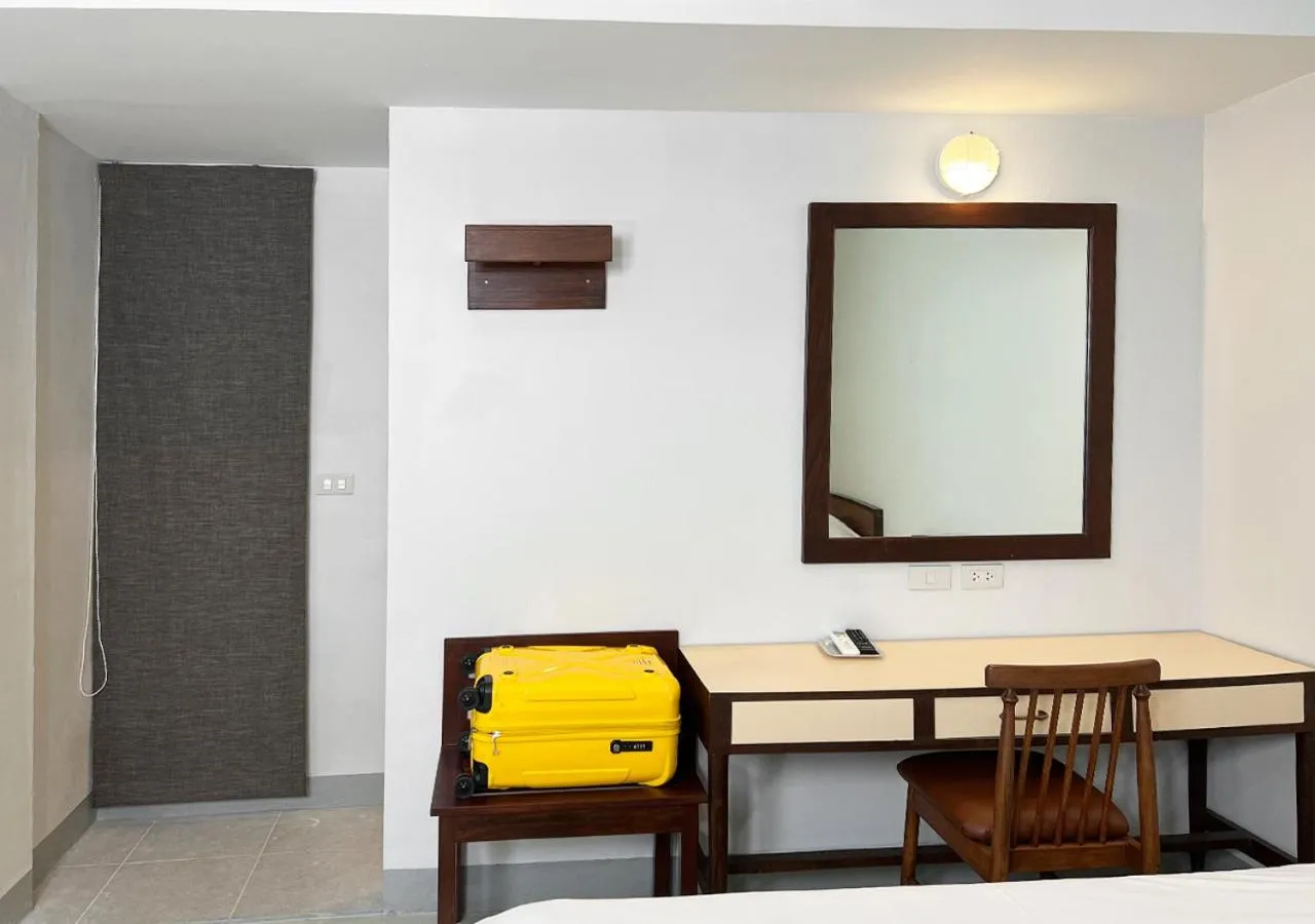 Bedroom in Niagara Hotel