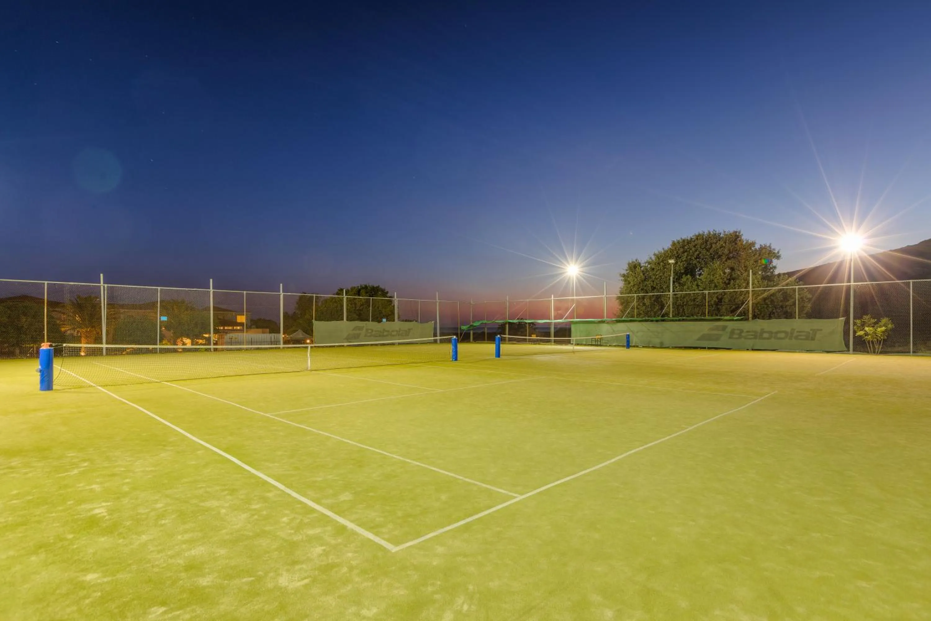 Tennis court in Aeolian Village Beach Resort