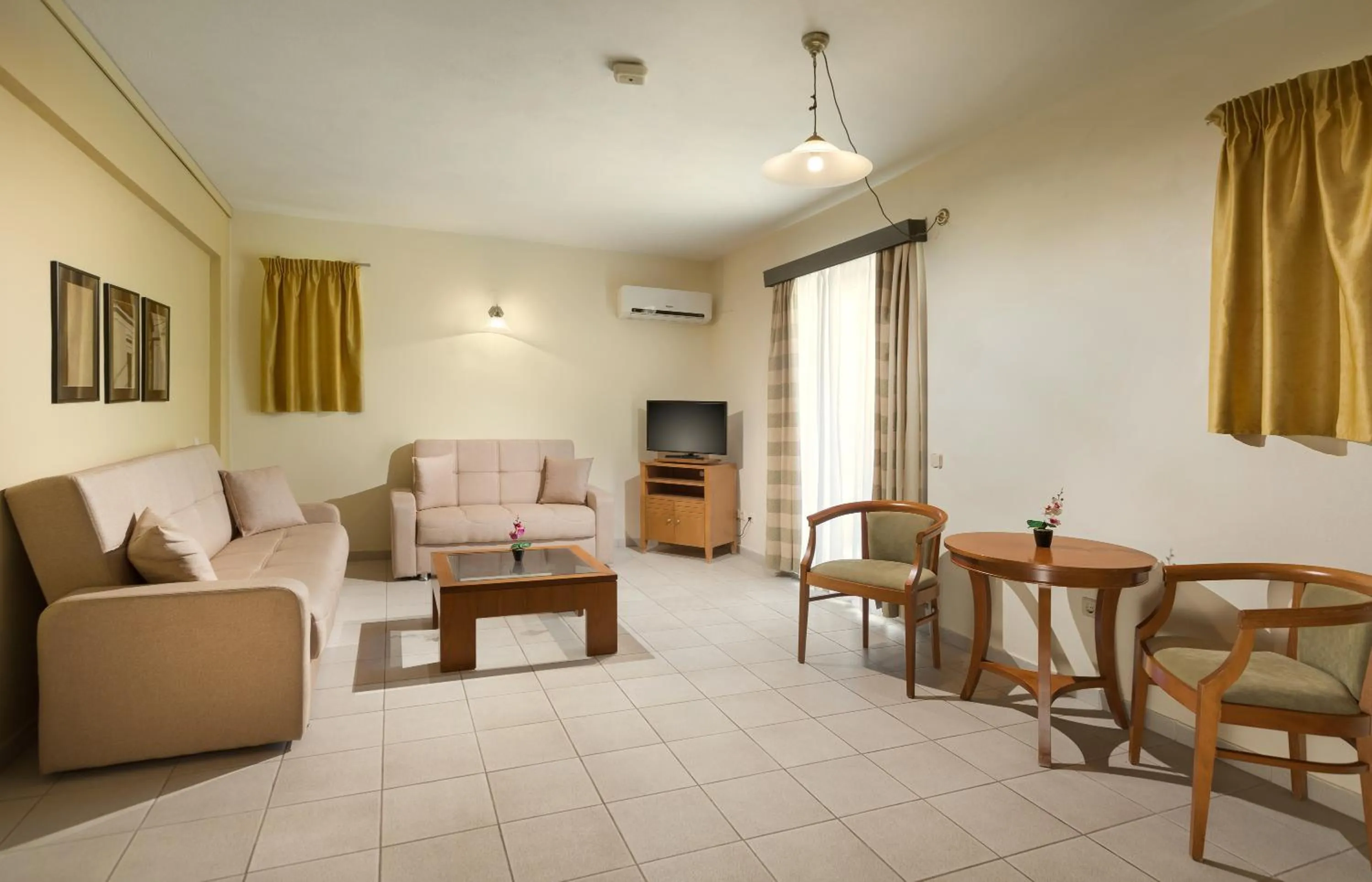 Living room in Aeolian Village Beach Resort