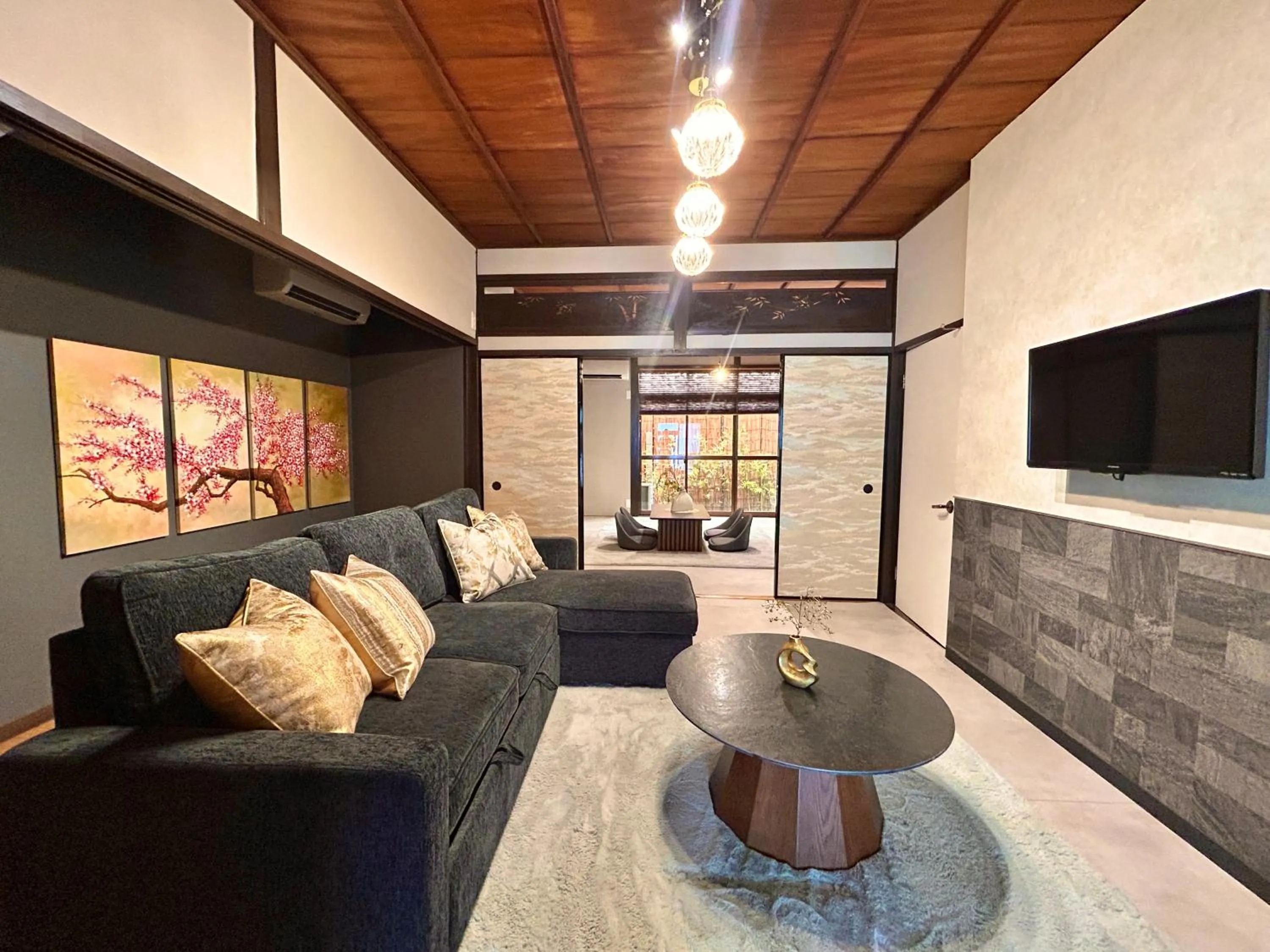 Living room in MON Kishinosato Sakura Resort -vacation rental-