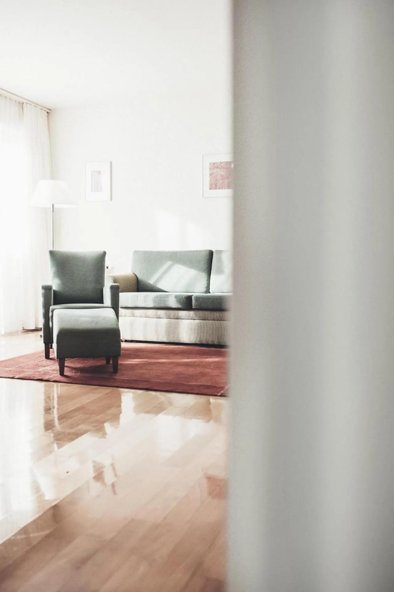 Seating area in Reduce Hotel Vital