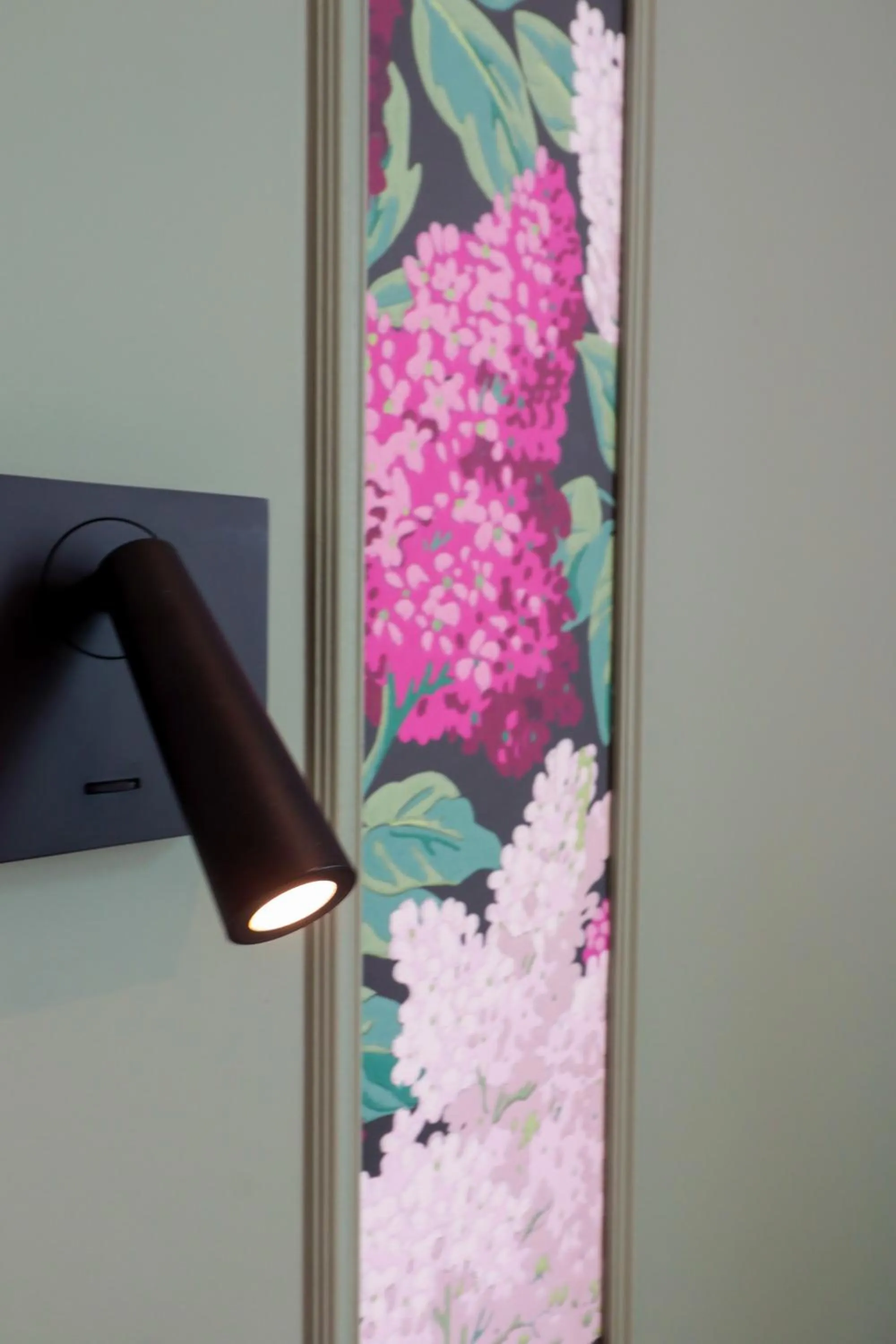 Decorative detail, TV/Entertainment Center in Hotel Continental