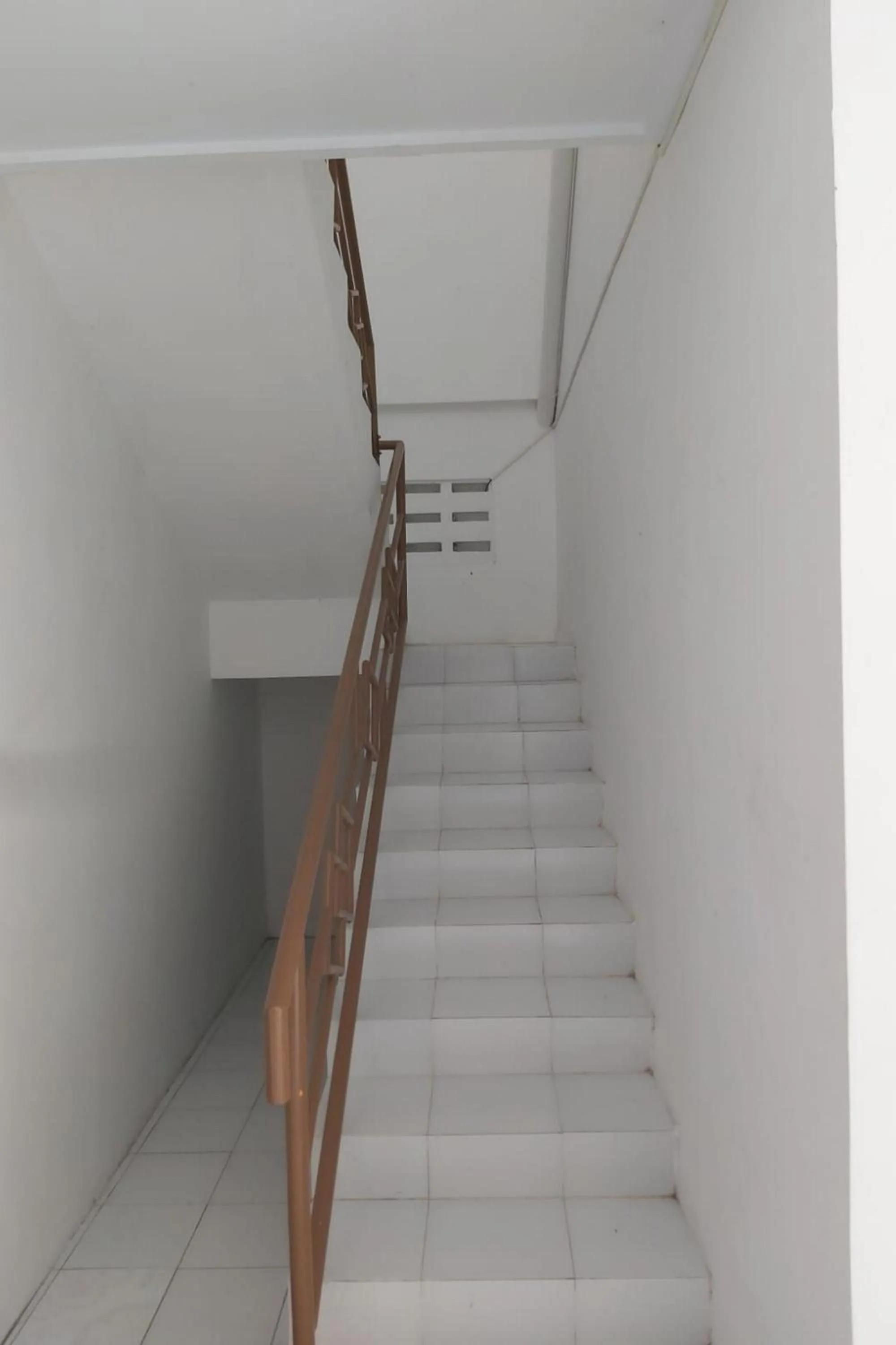 RedDoorz near GOR UNY