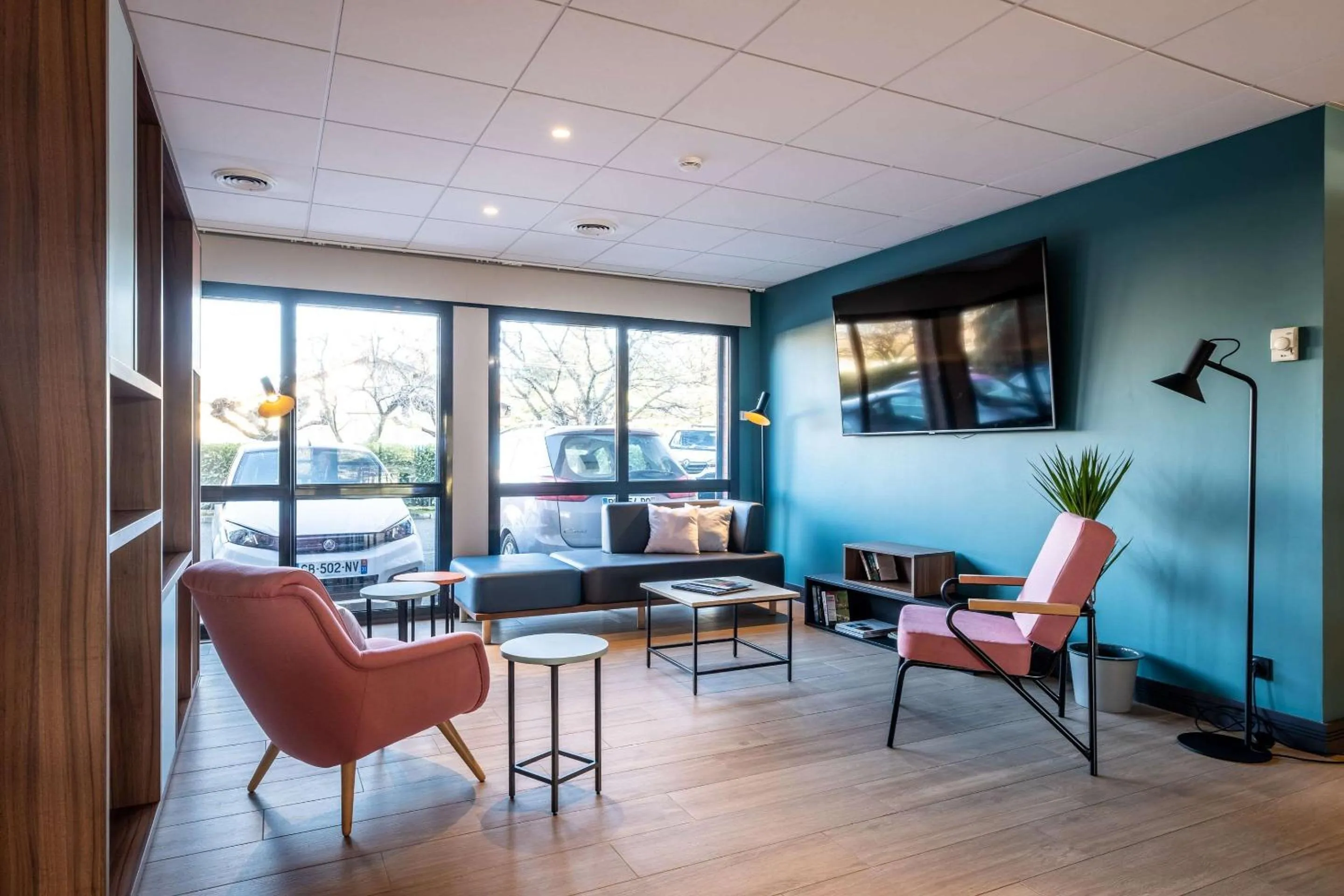 Lobby or reception in Clarion Aparthotel Toulouse Blagnac Airport