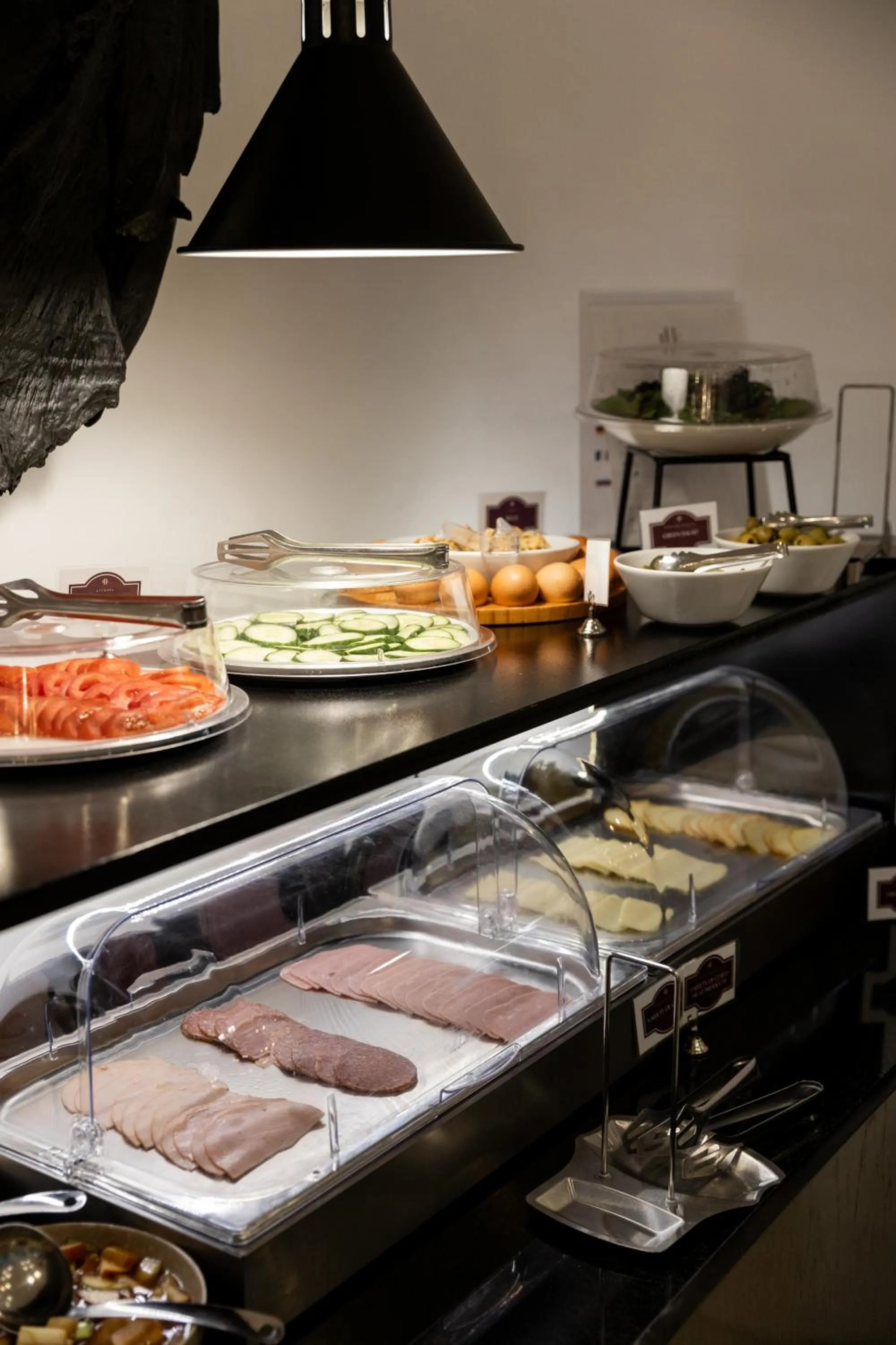 Buffet breakfast in Elisabeth Boutique Hotel