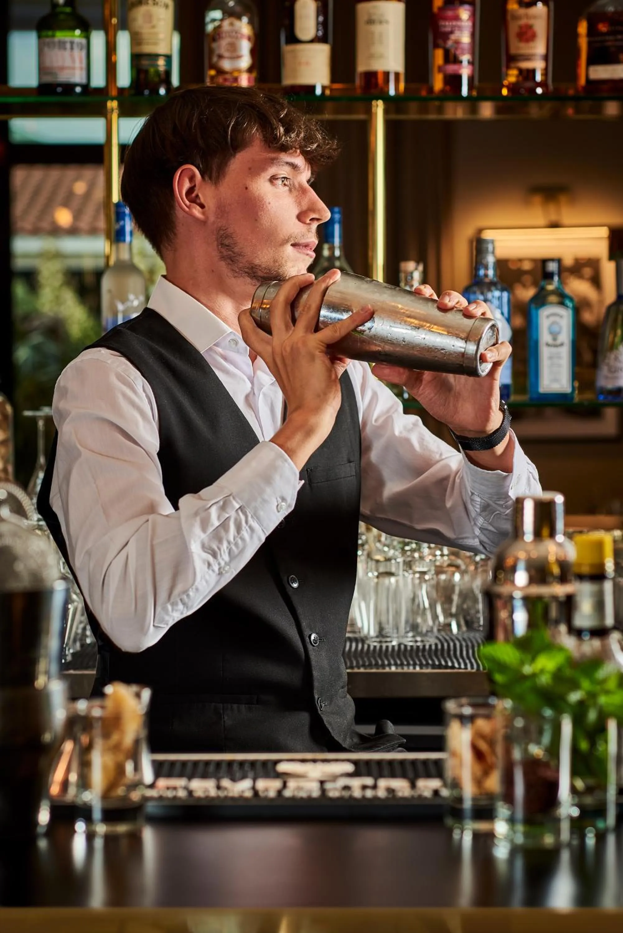 Restaurant/places to eat in Hotel Gatsby by HappyCulture