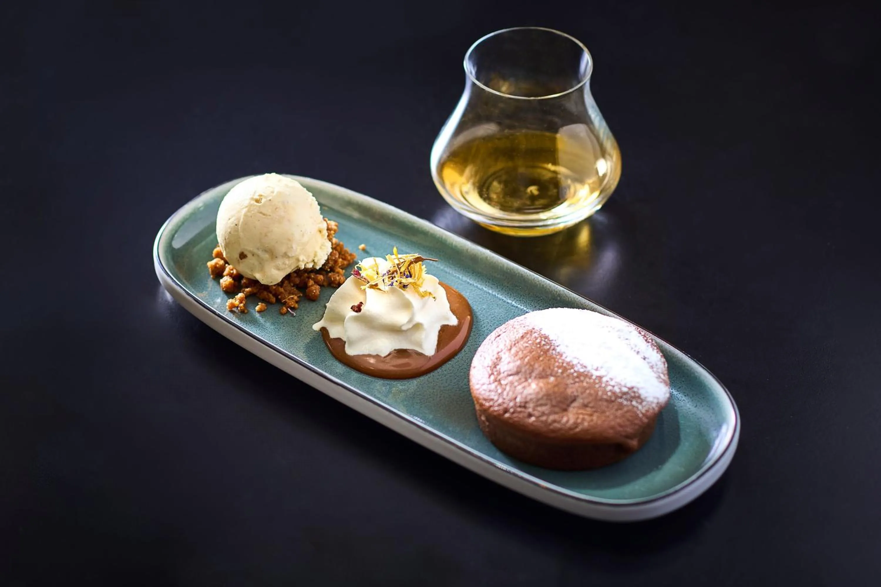 Dinner in Hotel Gatsby by HappyCulture