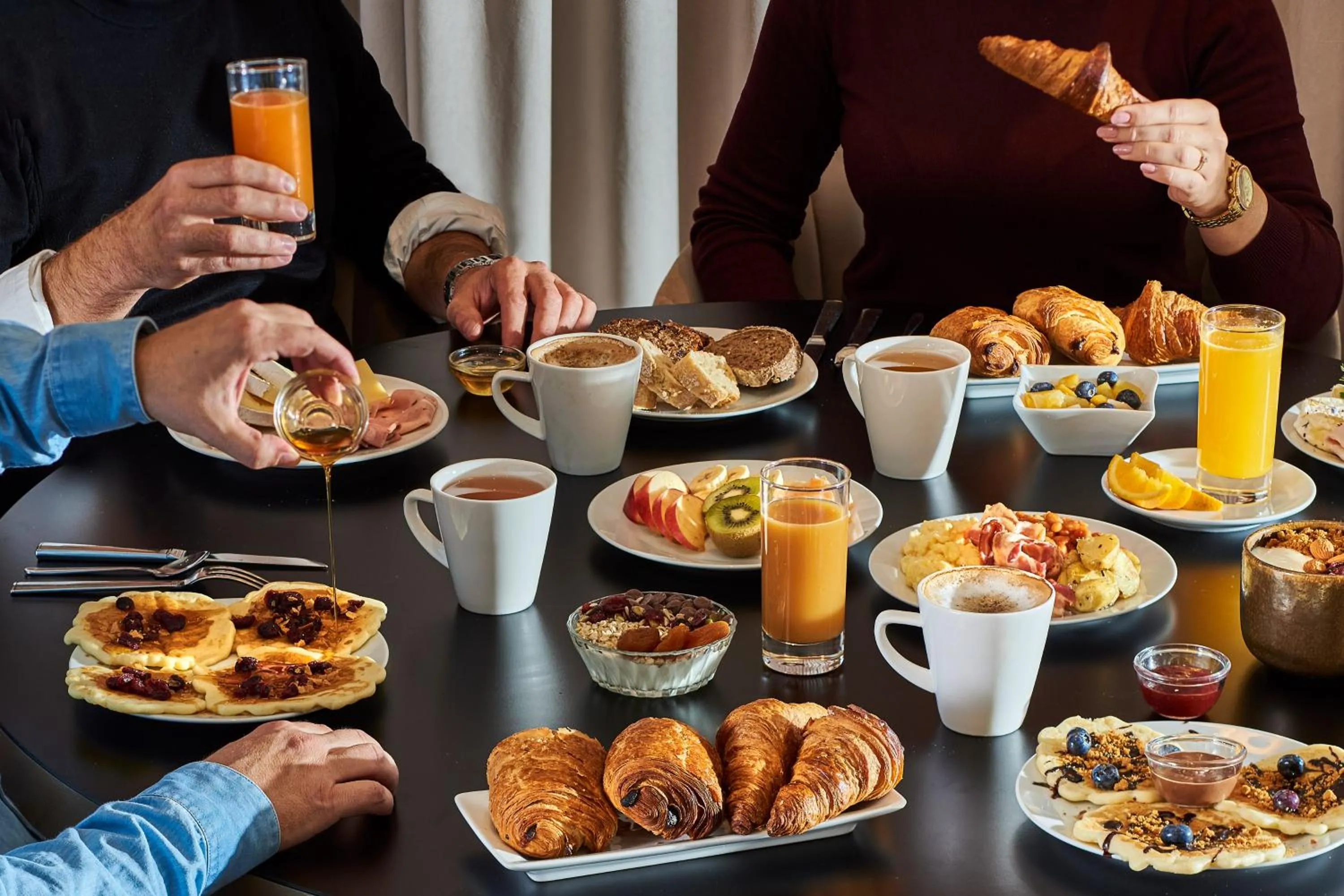 Restaurant/places to eat in Hotel Gatsby by HappyCulture