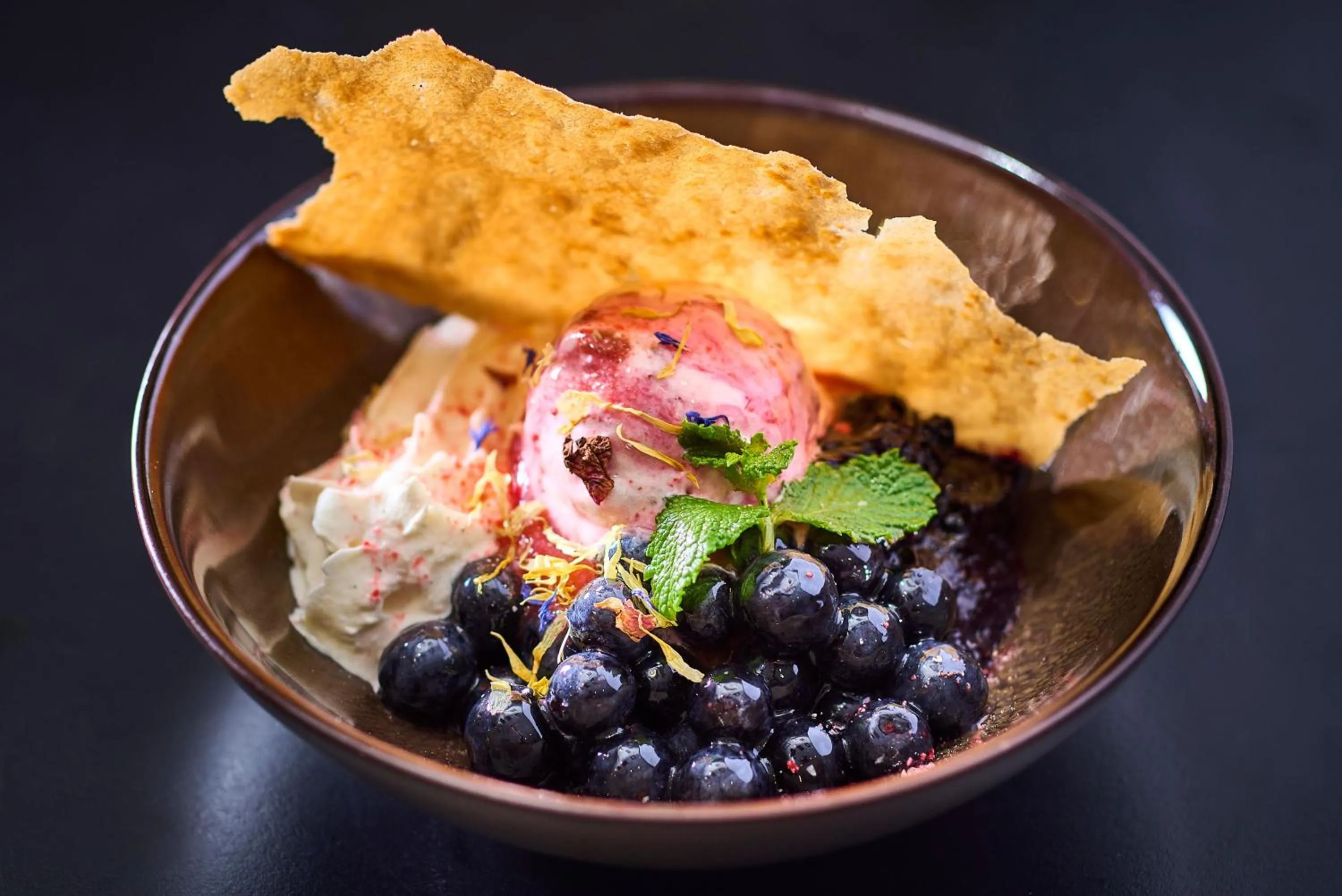 Food in Hotel Gatsby by HappyCulture