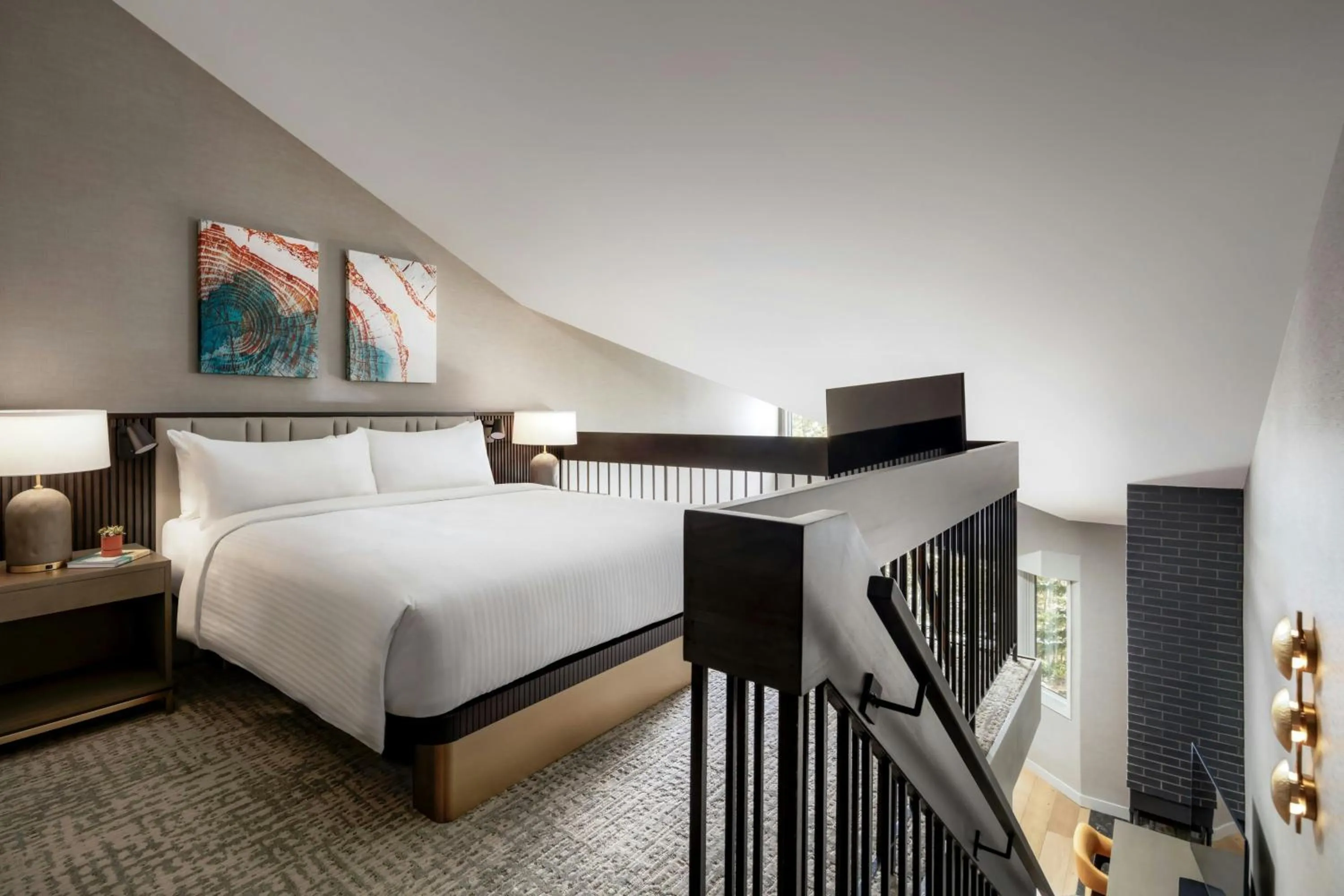 Photo of the whole room, Bed in Kananaskis Mountain Lodge, Autograph Collection