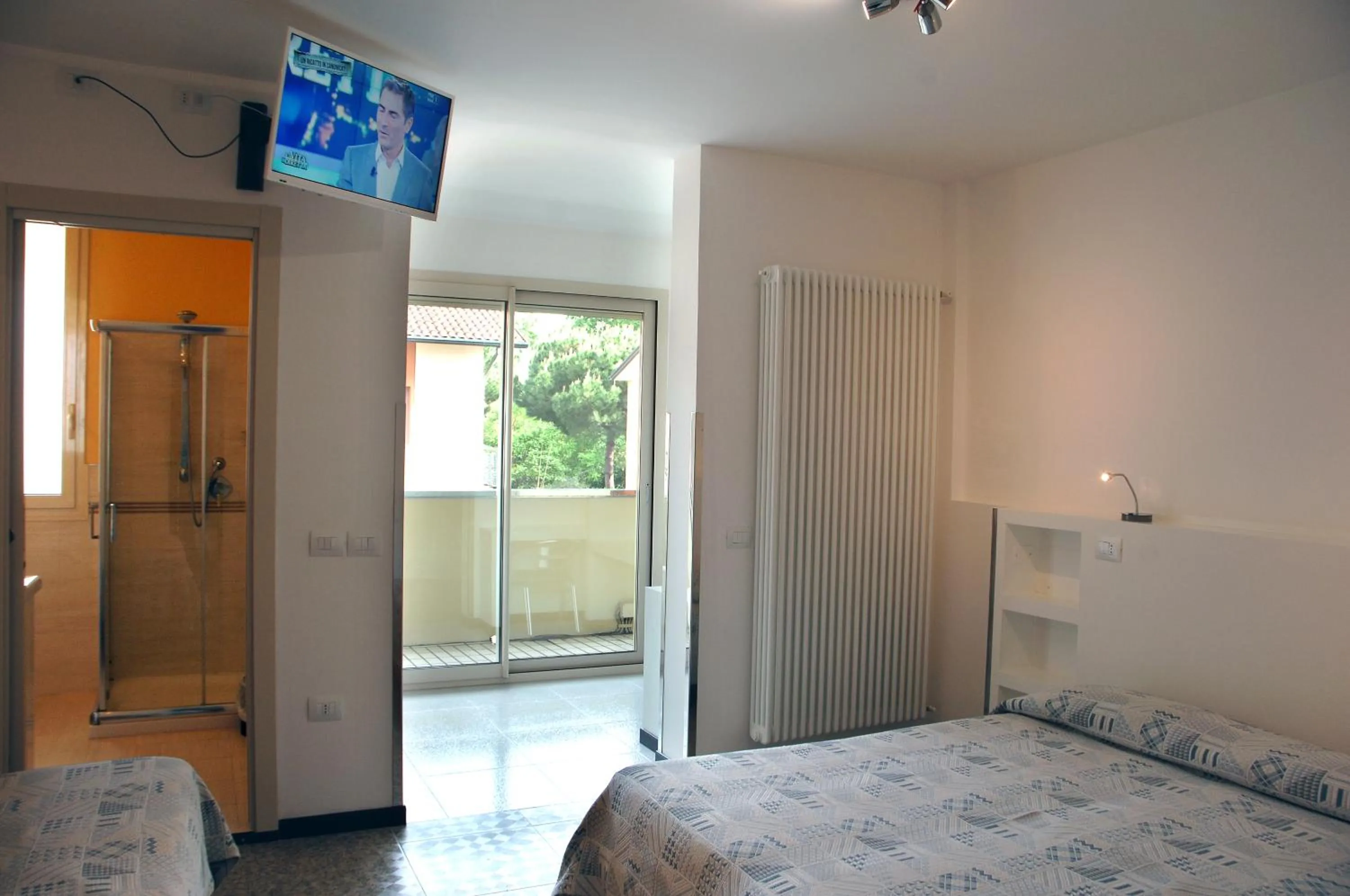 Bed in Hotel Marbella