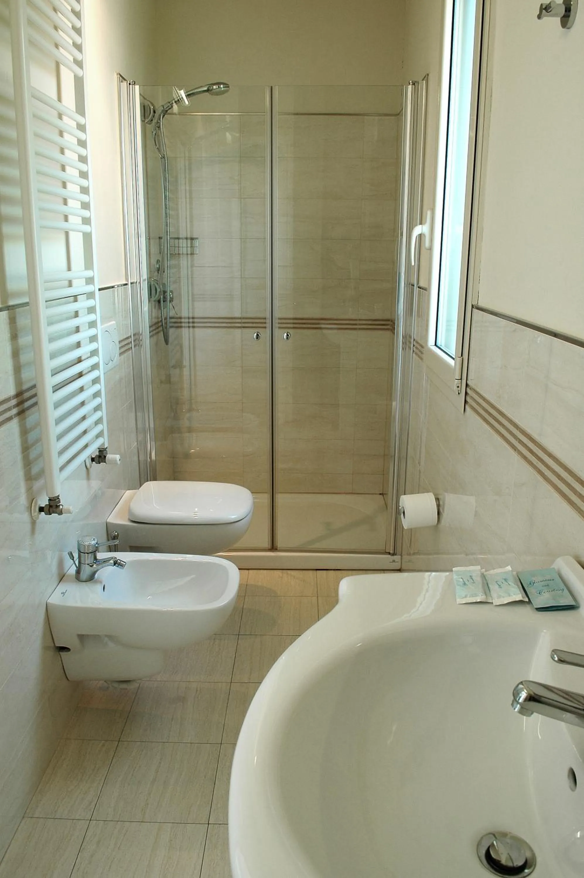 Bathroom in Hotel Marbella