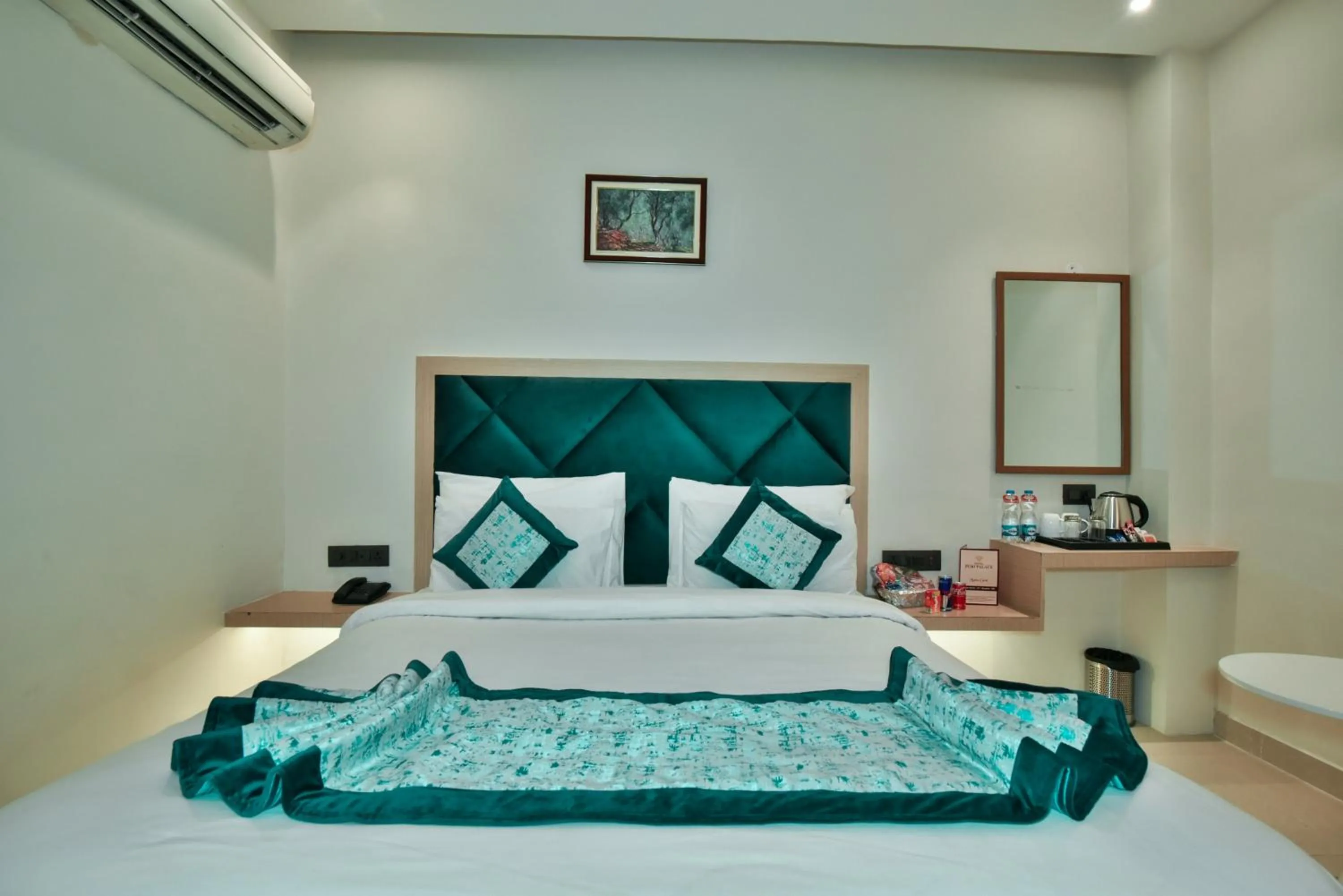 Photo of the whole room, Bed in Hotel Puri Palace