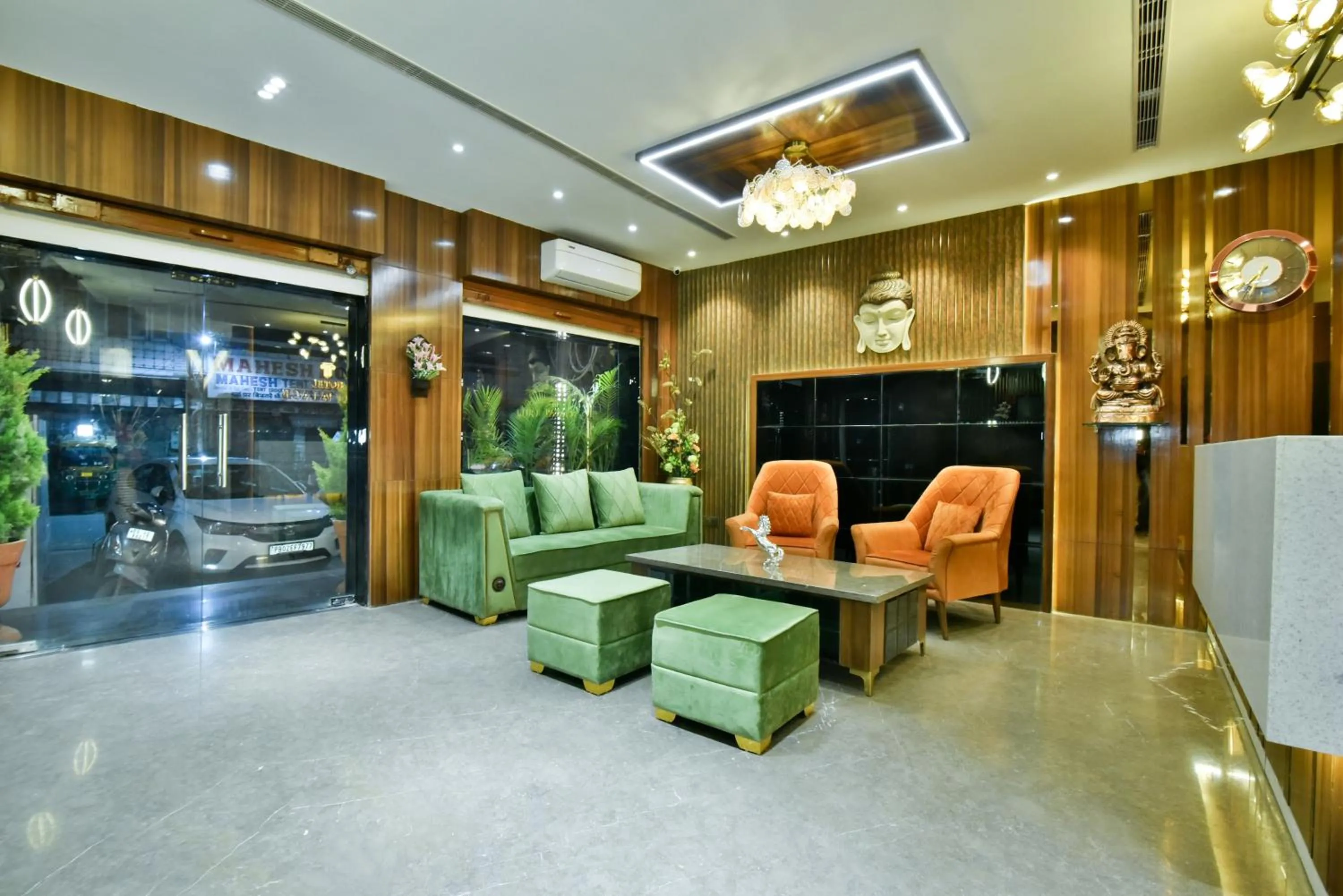 Lobby or reception in Hotel Puri Palace