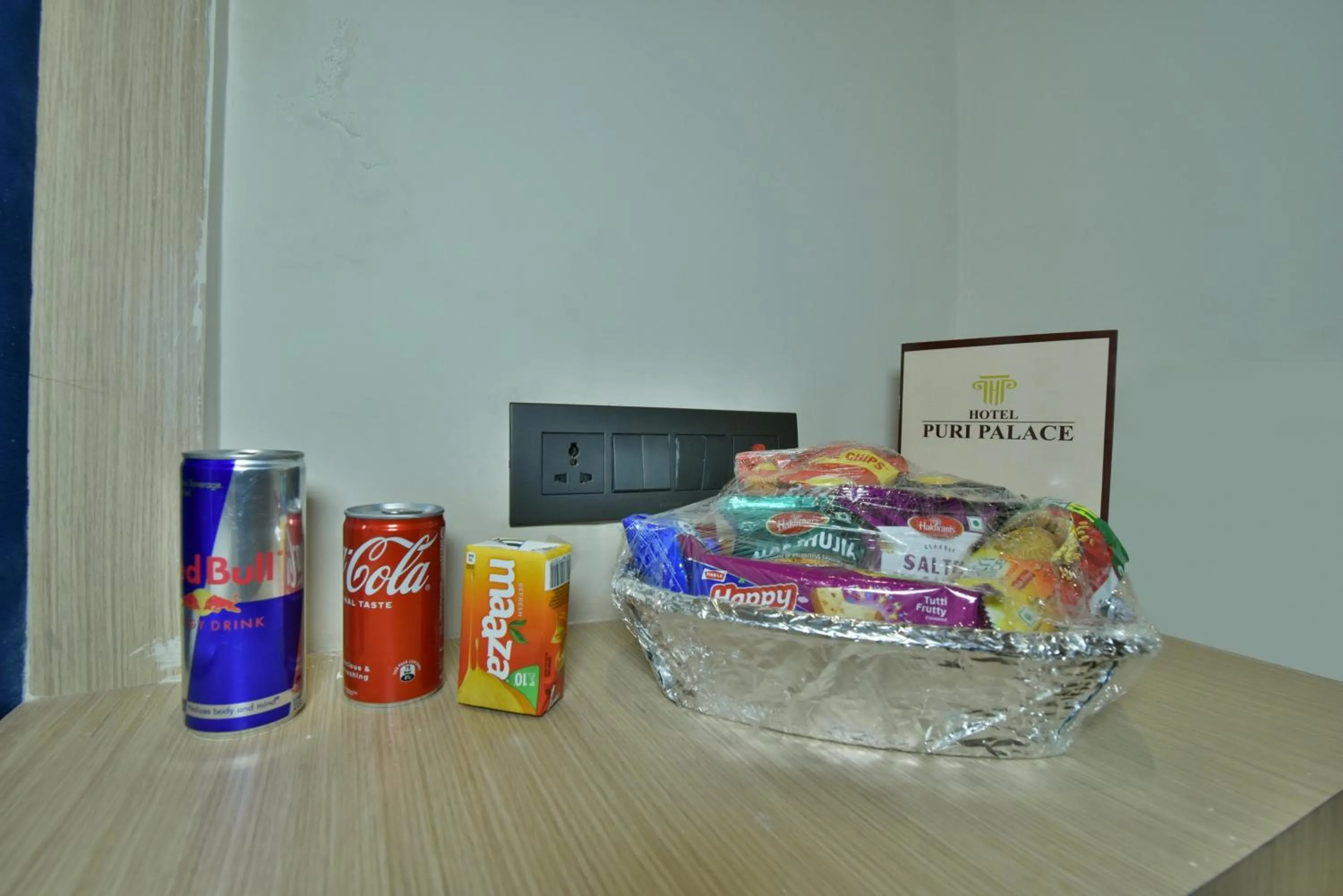 Food and drinks in Hotel Puri Palace