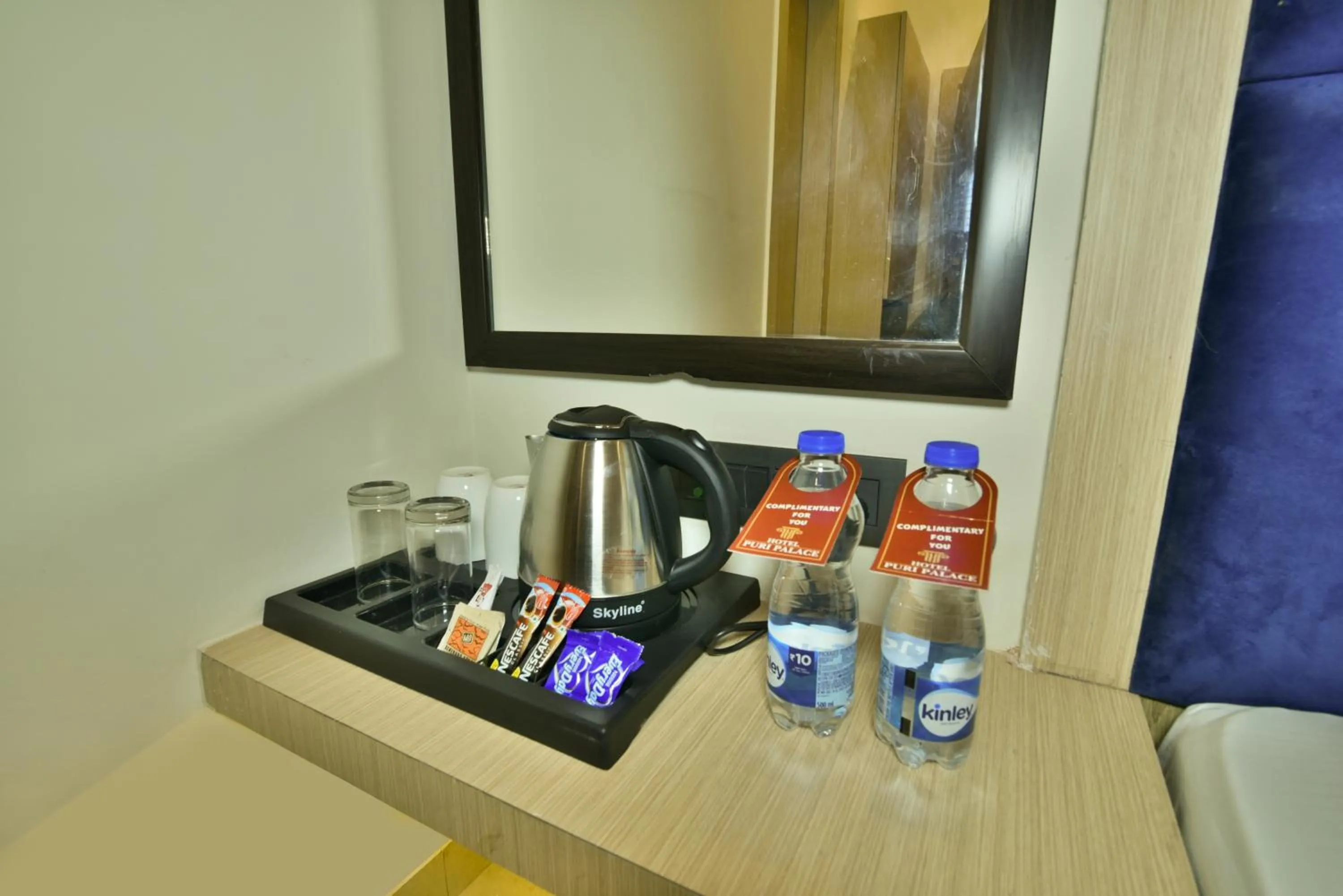Coffee/tea facilities in Hotel Puri Palace