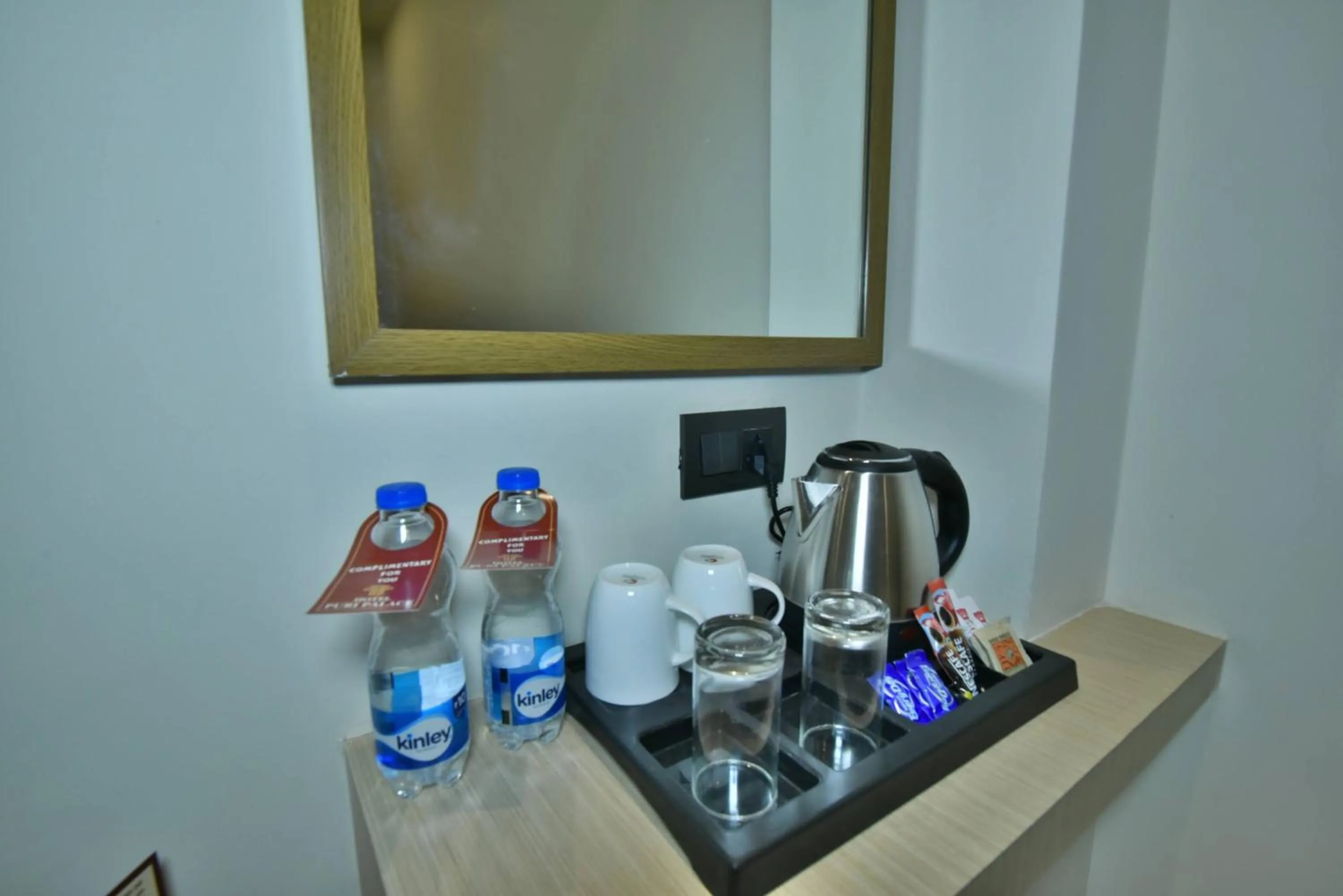 Coffee/tea facilities in Hotel Puri Palace