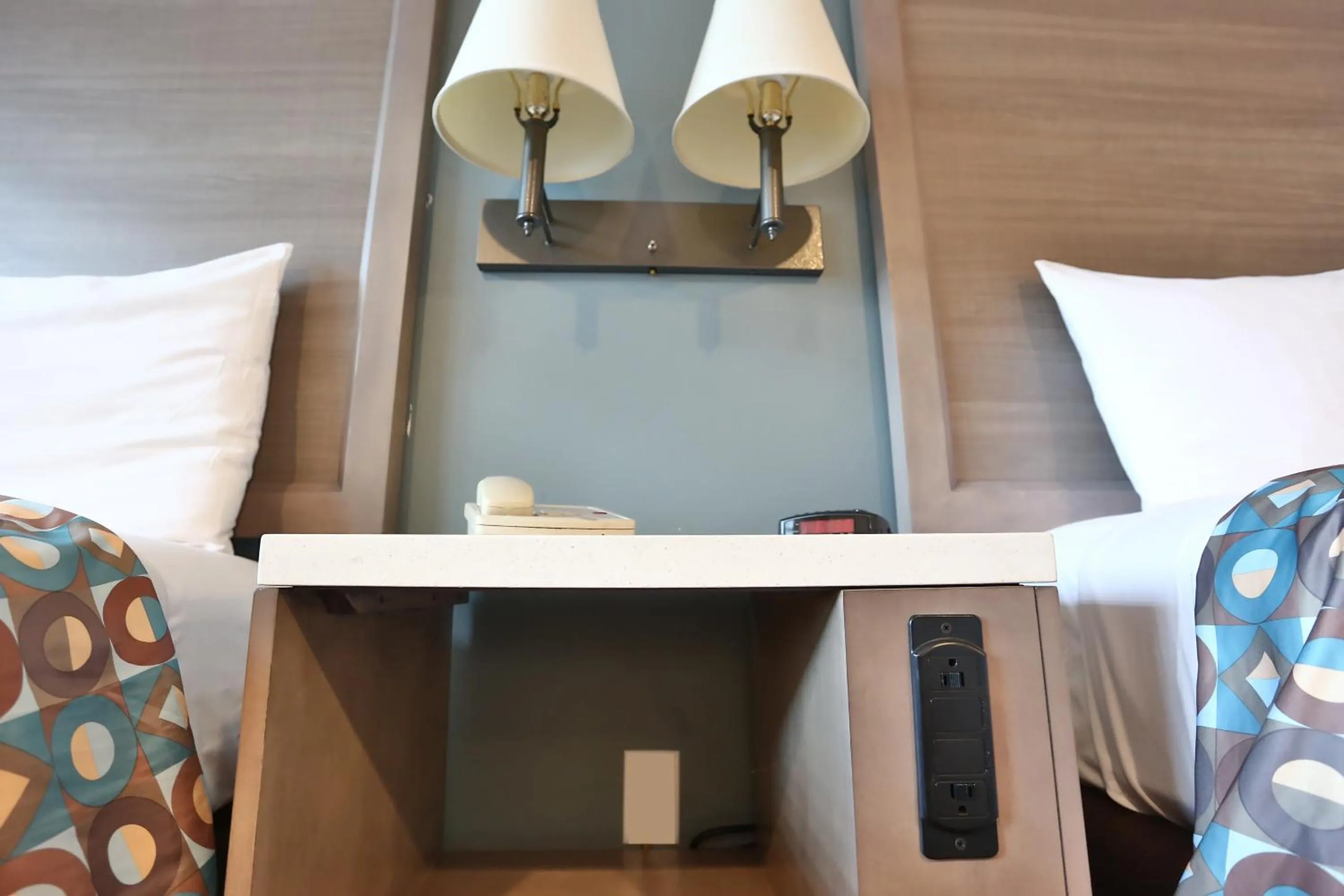 Other, Bed in Hotel 414 Anaheim