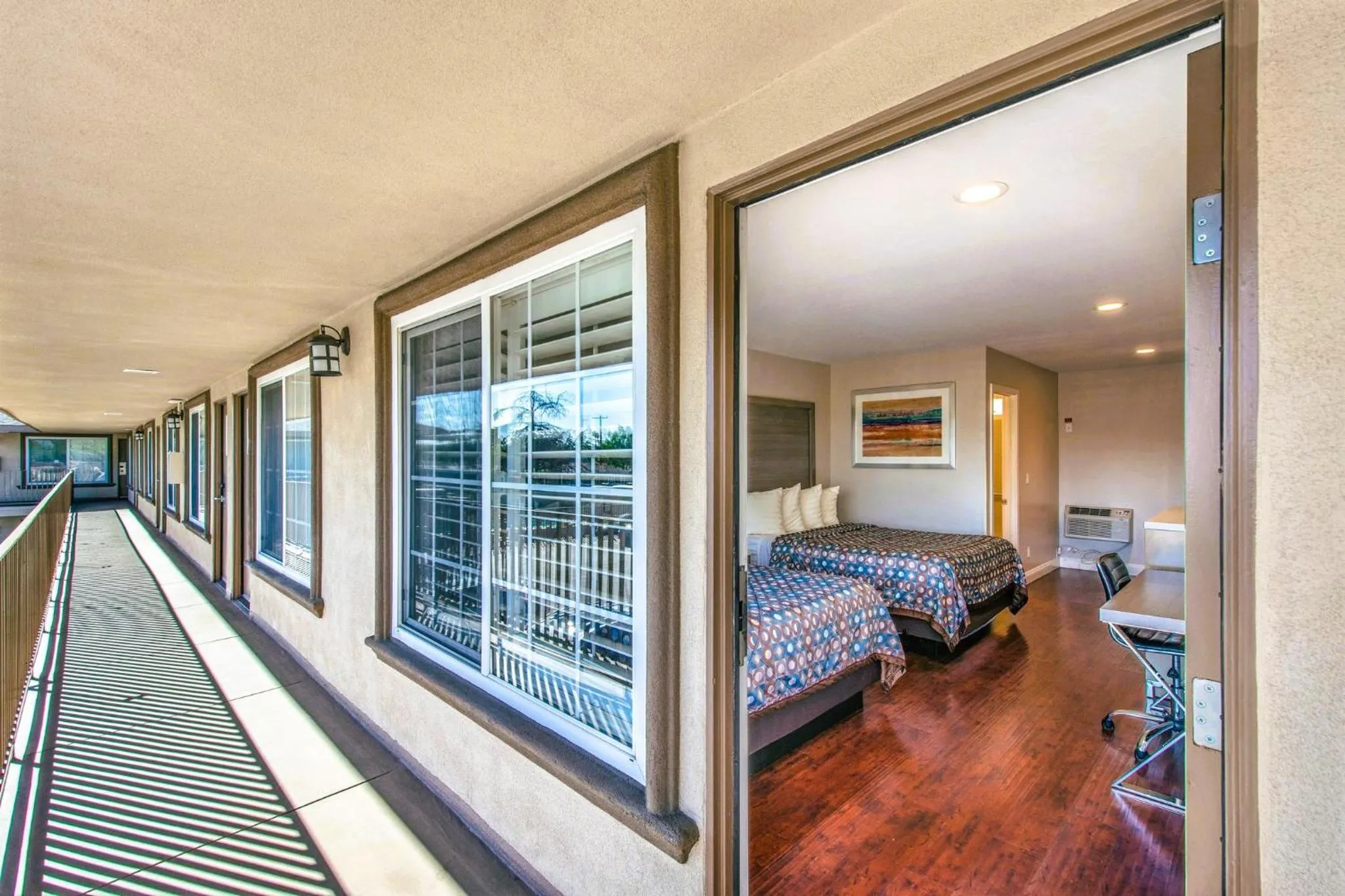 Property building, Bed in Hotel 414 Anaheim