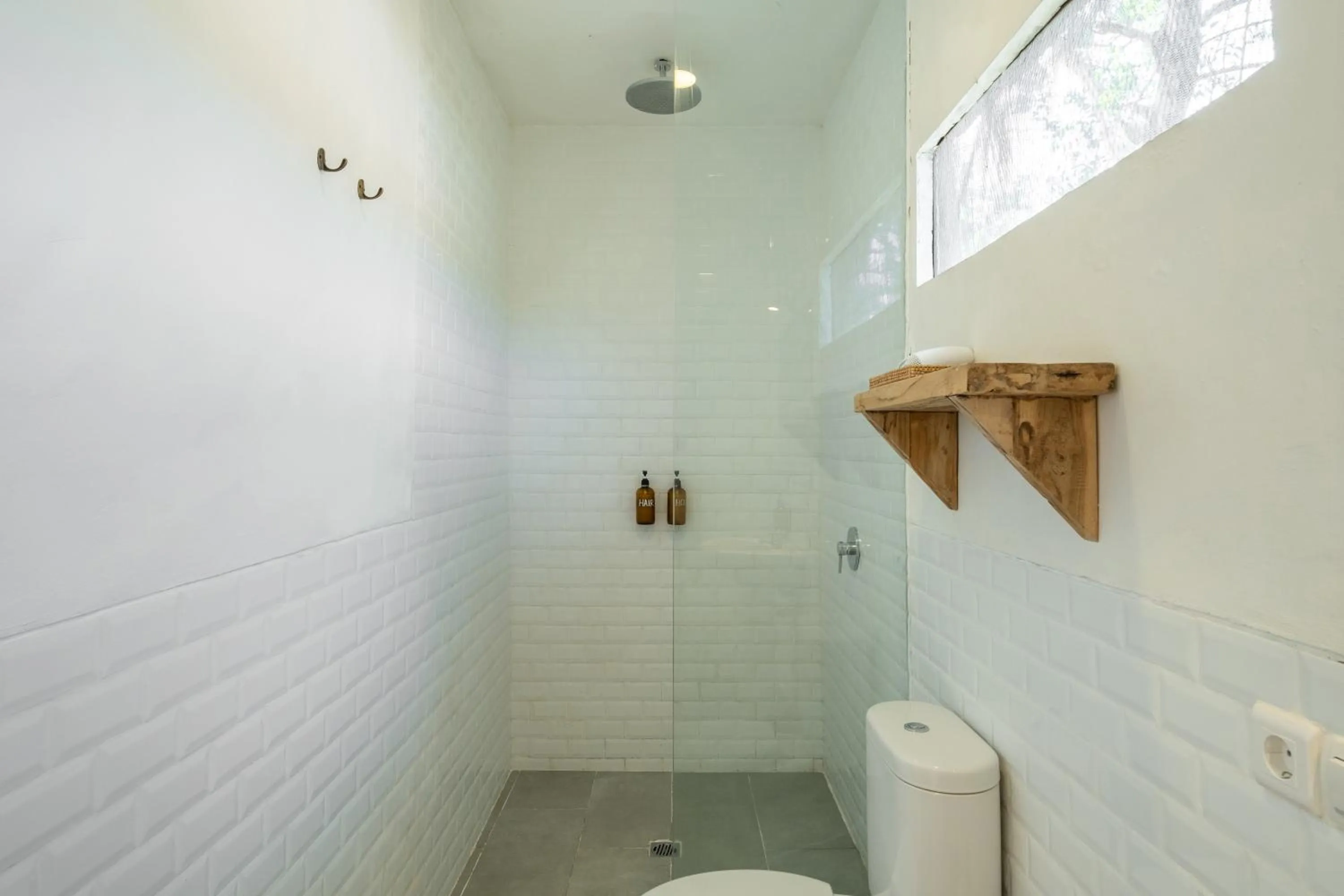 Shower in The Warm Sun - Bingin