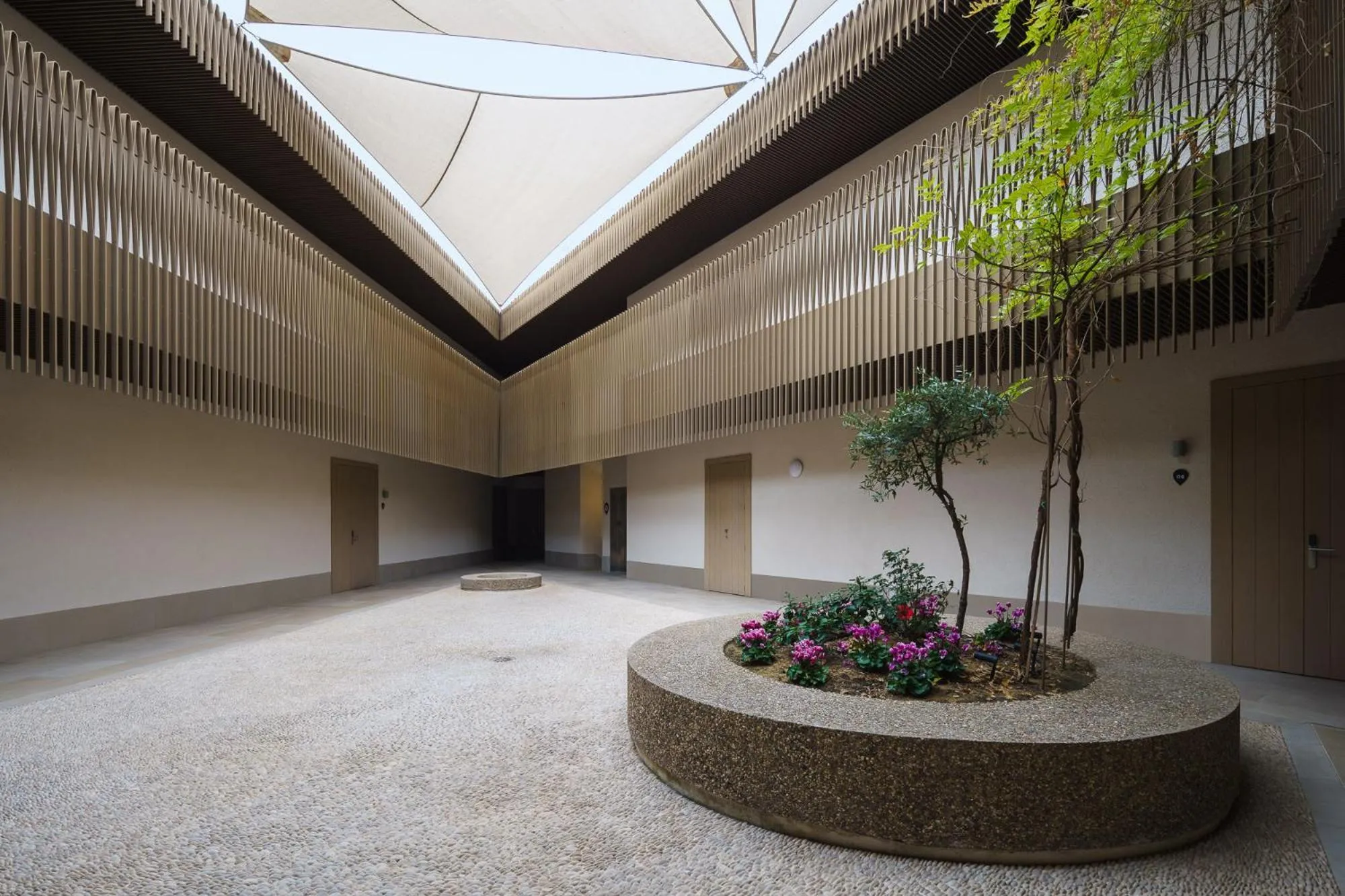 Area and facilities in Tandem Torre de la Calahorra