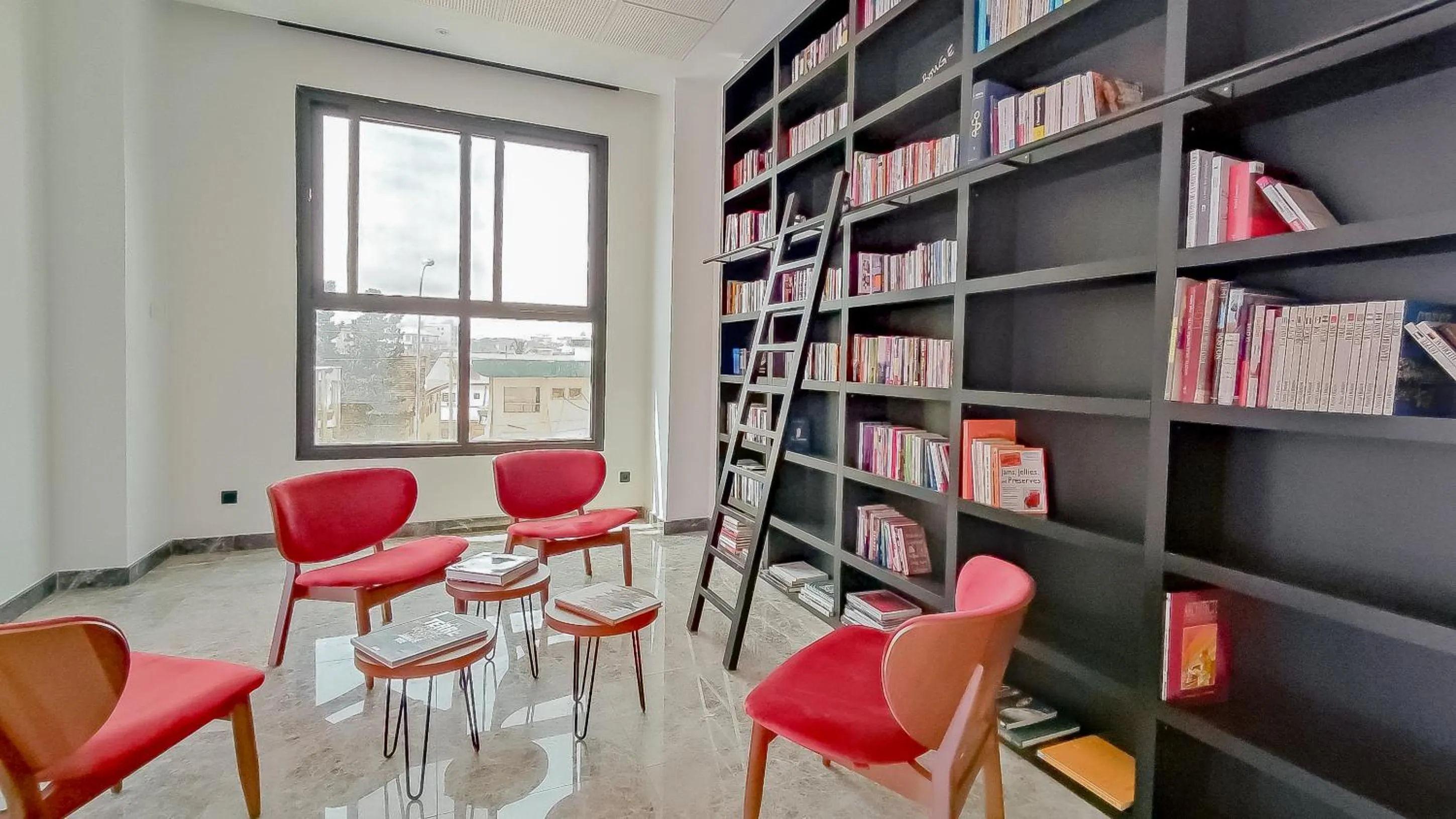 Library in STAR LAND HOTEL BASTOS