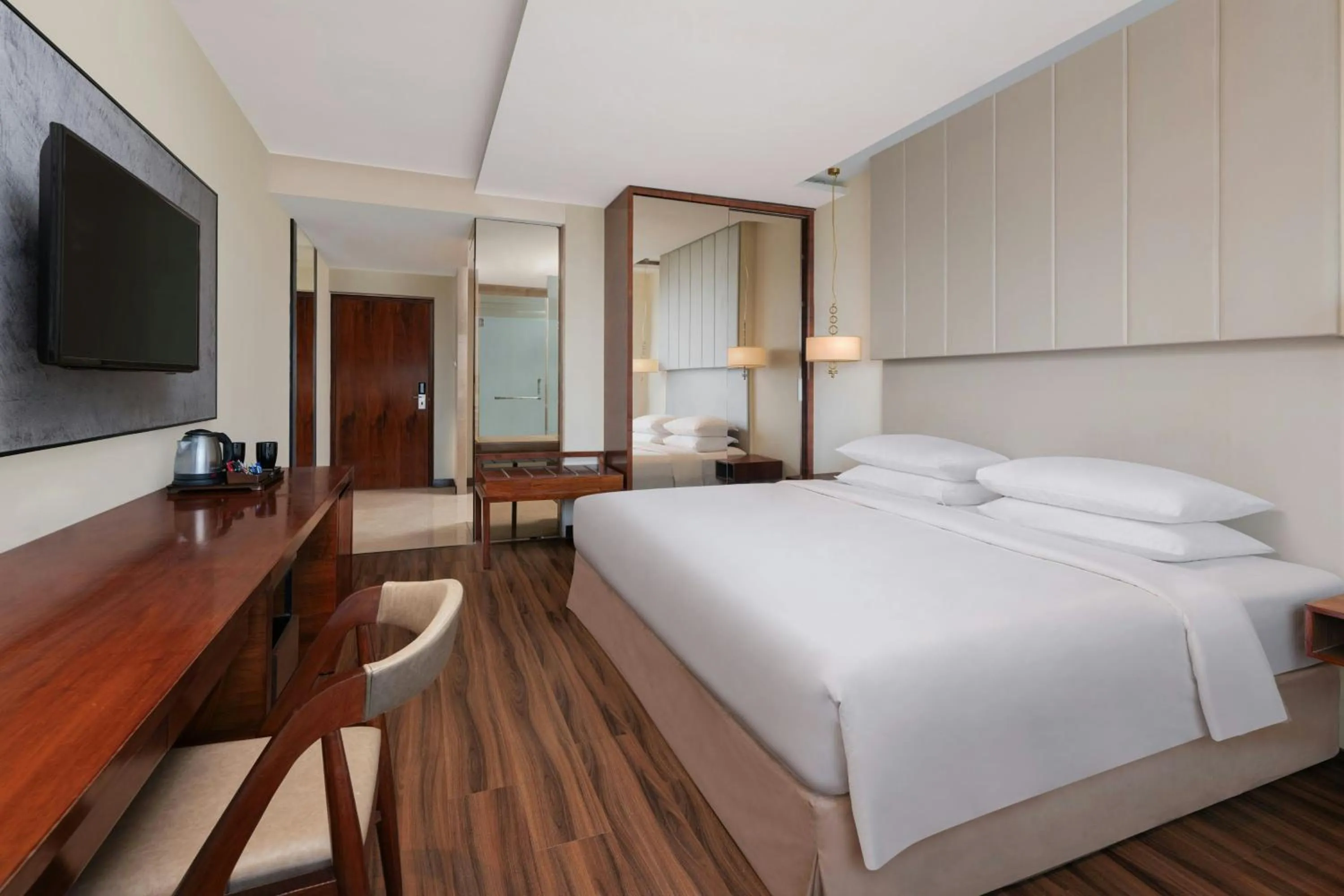 Photo of the whole room, Bed in Renaissance Ahmedabad Hotel