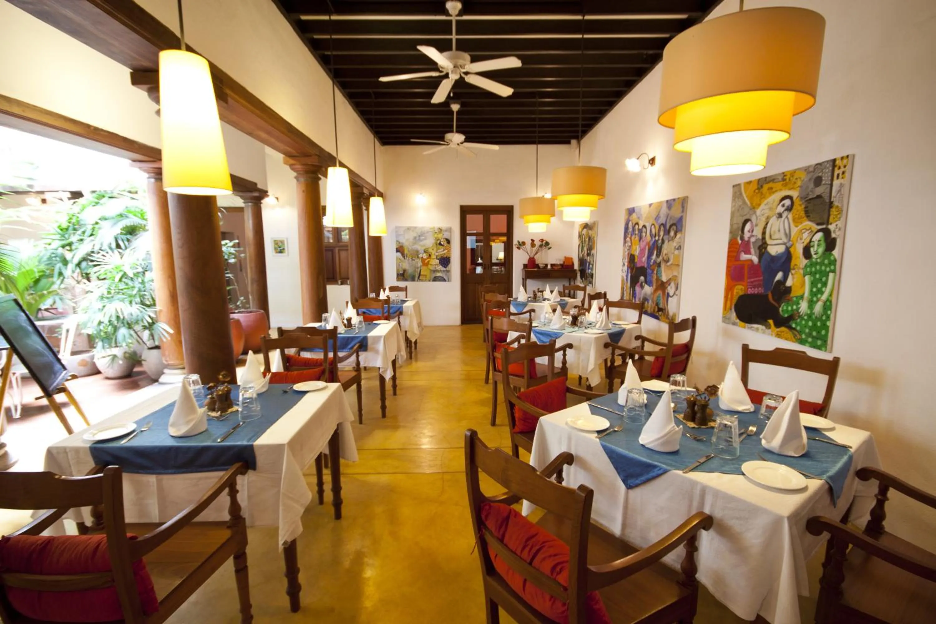 Restaurant/places to eat in Maison Perumal Pondicherry - A CGH Earth Experience