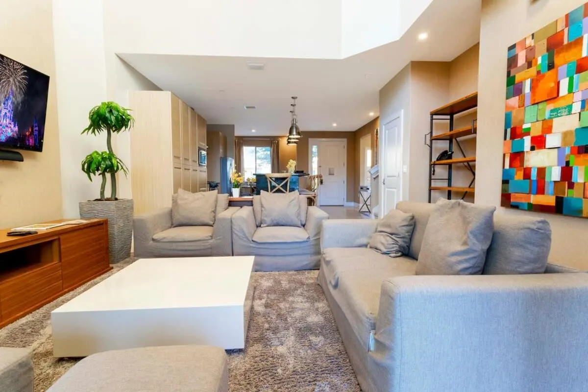 Stunning 4Bd Close to Disney @ Magic Village 7614