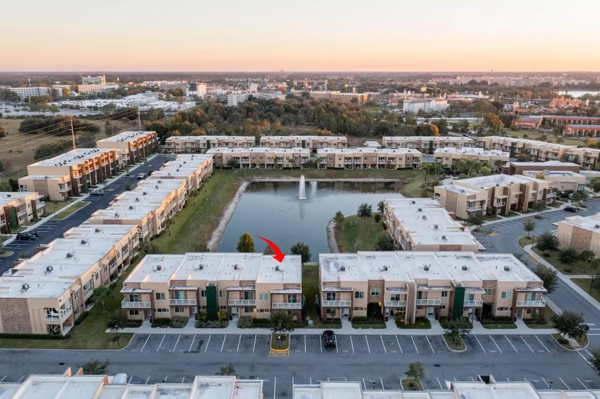 Stunning 4Bd Close to Disney @ Magic Village 7614