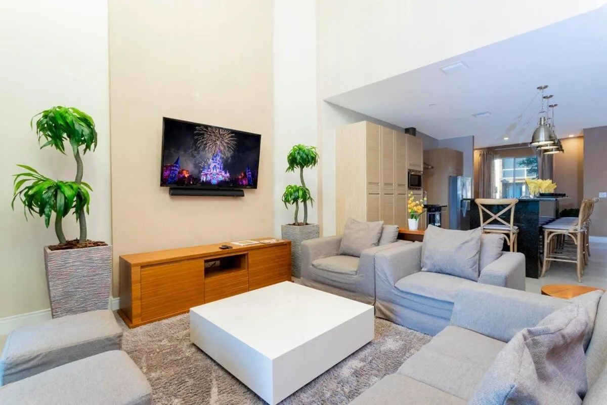 Stunning 4Bd Close to Disney @ Magic Village 7614