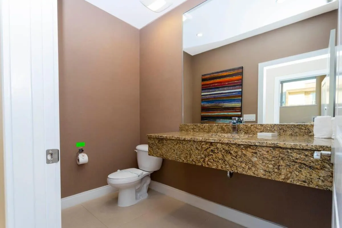 Stunning 4Bd Close to Disney @ Magic Village 7614